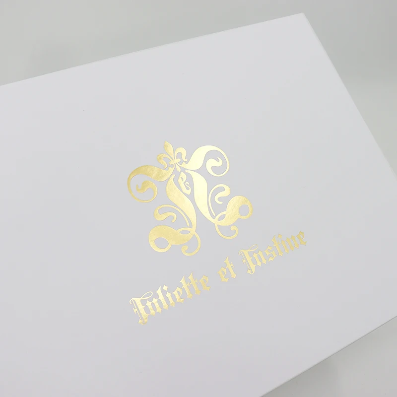 Luxury Black Folding Magnetic Box OEM Custom Logo Baffle Support Rigid Cardboard Paper Box Gift Box For Clothes Cosmetic Packing