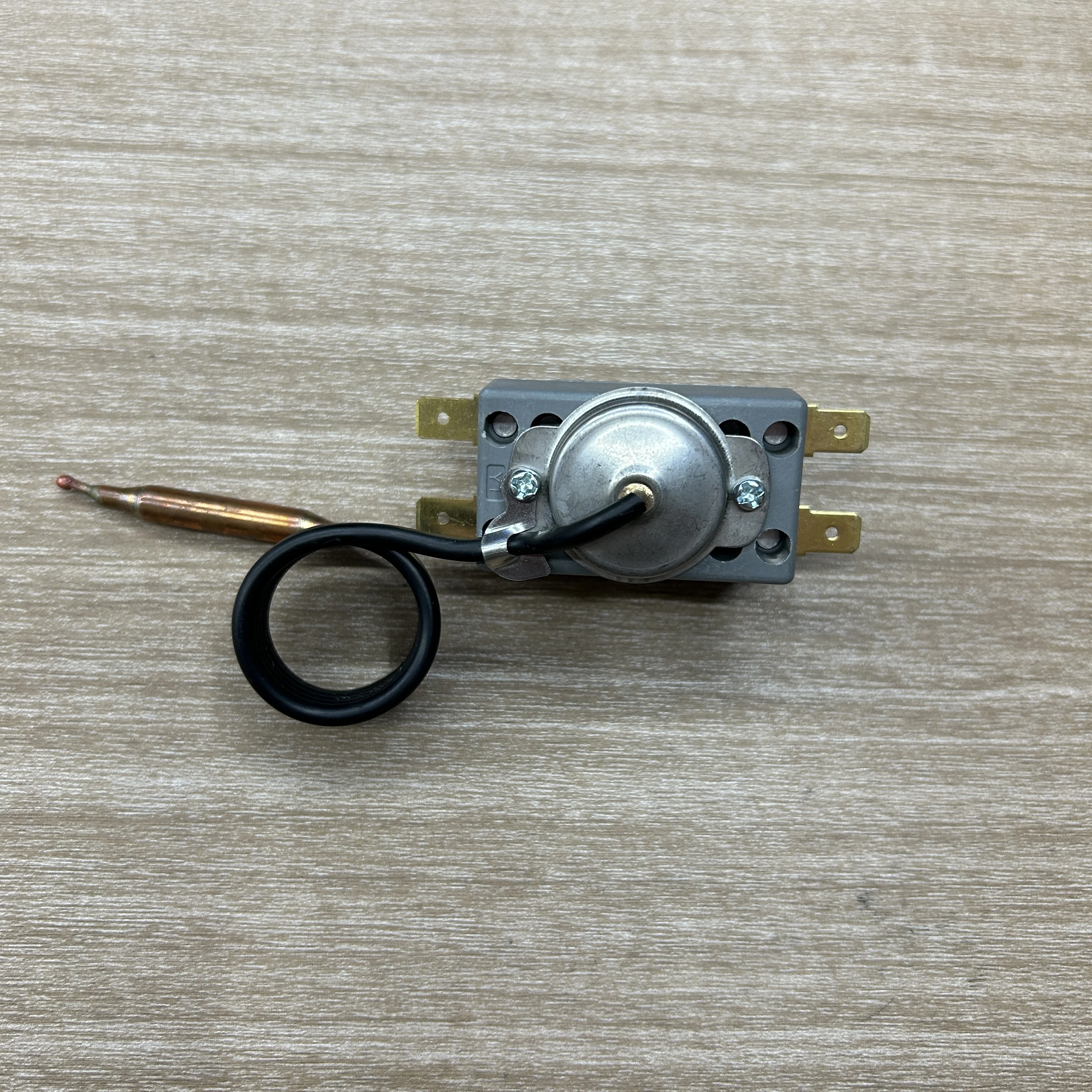 High Quality Home Appliance Parts Cutout Switch WYE 93 degrees Two Pole Temperature Controller