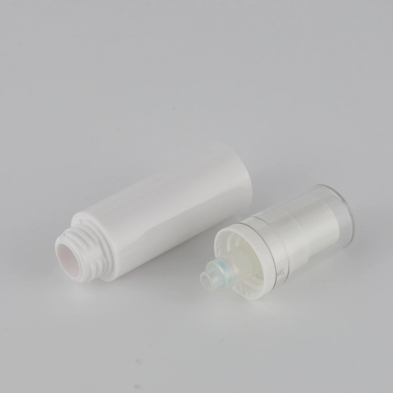 In stock 5ml 10ml 15ml 20ml Mini Atomizer white head Mist Airless Spray Bottle Packaging Cosmetic Airless Pump Bottles