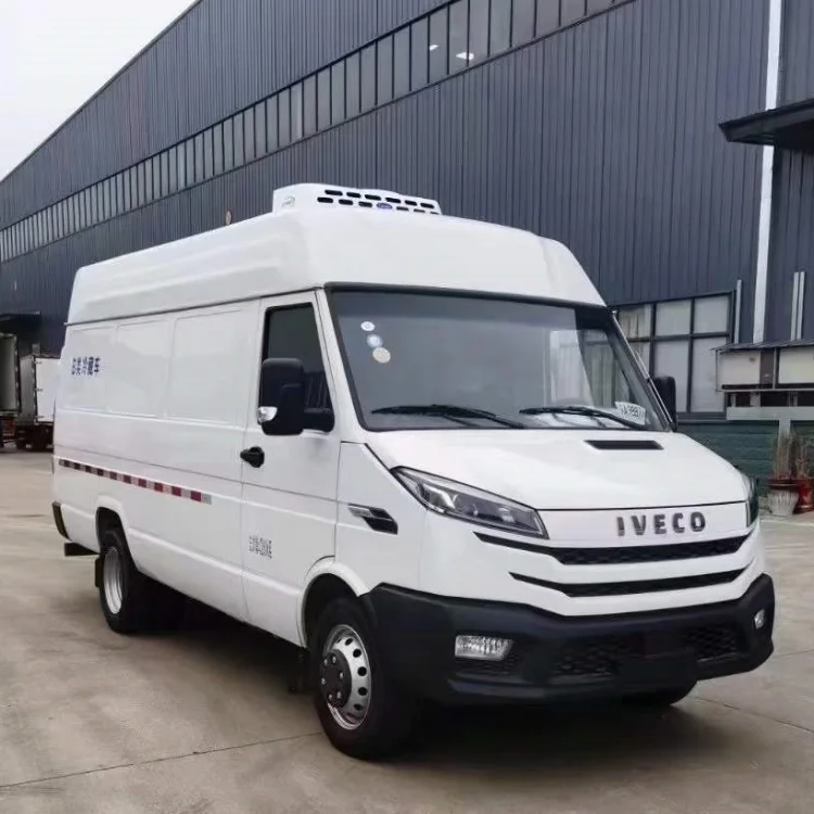 Powerful long axle bread refrigerated truck for refrigerated cargo transportation, efficient mobile refrigerated truck
