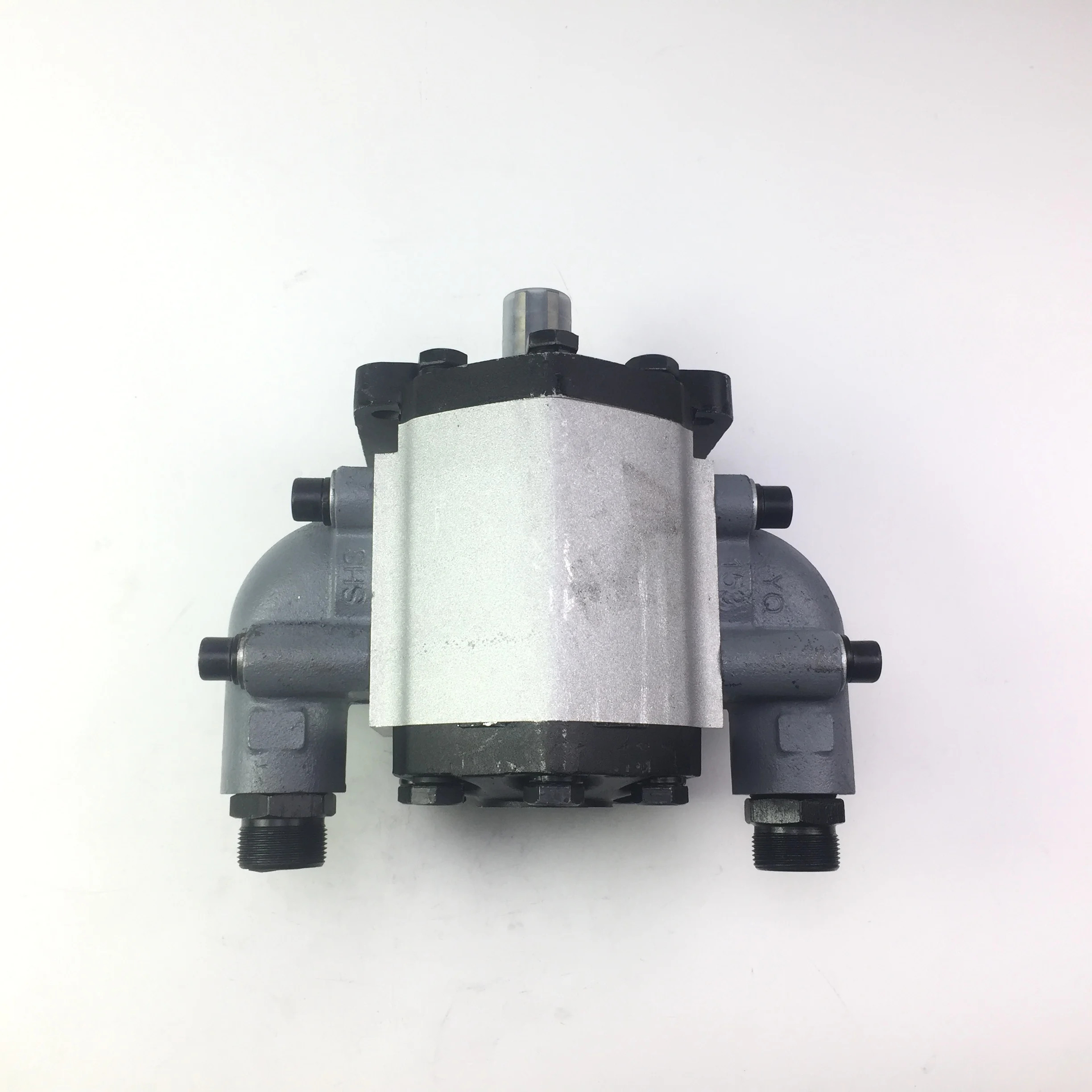 Spare parts for Geely Sedan Preface Bo Rui GE Binray New Emgrand GL GT EV gear oil pump