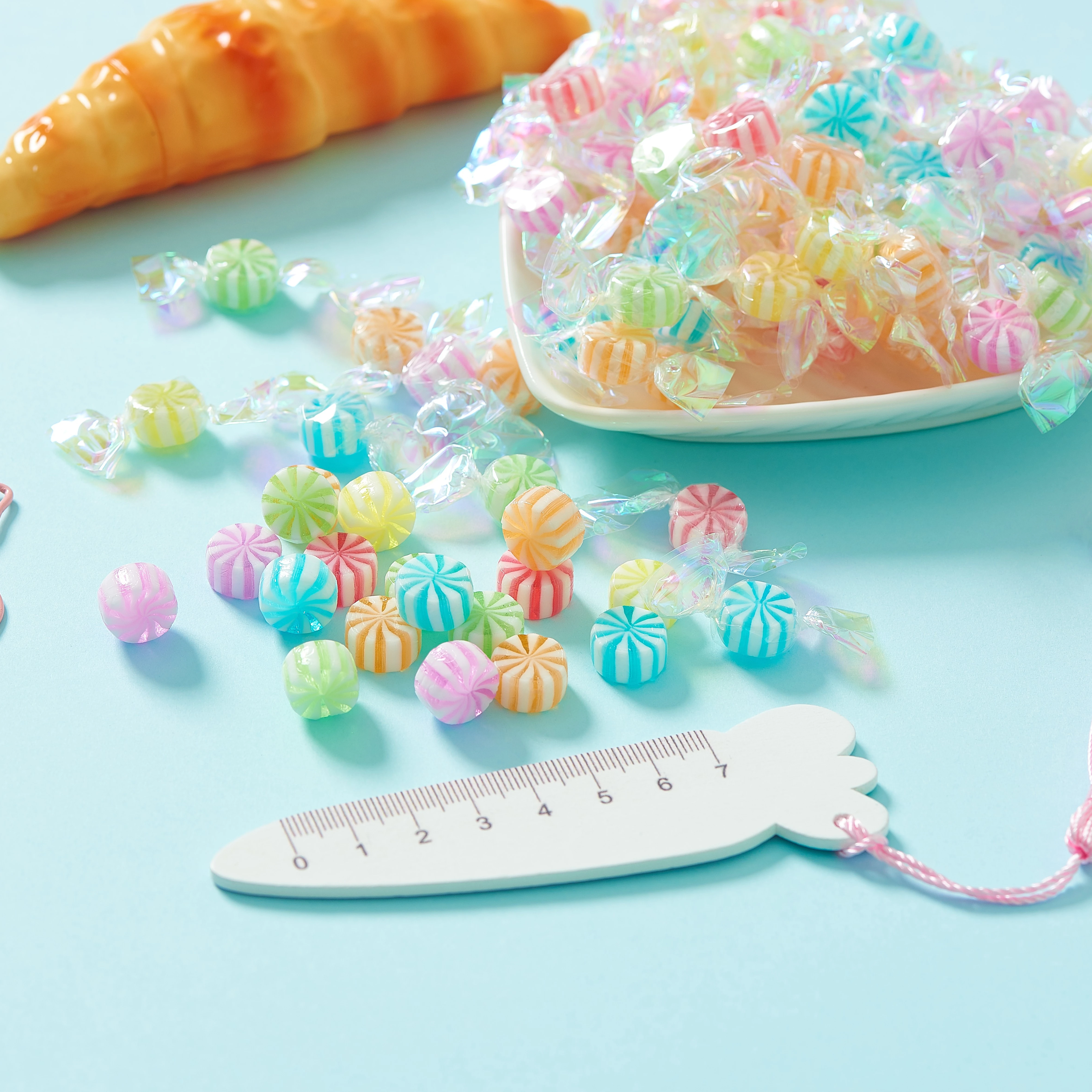 2023 bulk candy Sweet Colourful 1gram Multi-Flavor Windmill hard Candy bar