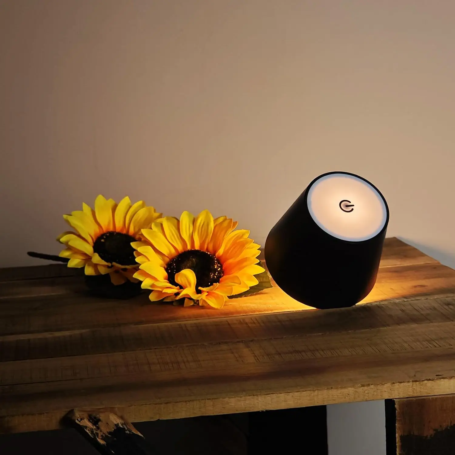 Touch Control Wine Bottle Night Light Rechargeable Led Bedside Lamp Embed Portable Bottle Lights for Livingroom Restaurant Bar