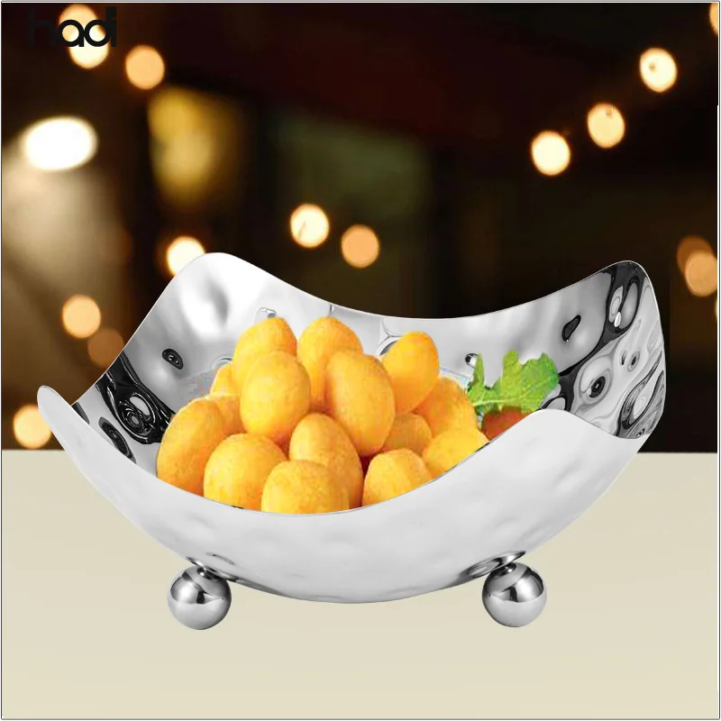 Hotel restaurant supplies food plate buffet metal fruit candy bowl fancy square stainless steel hammered fruit bowl silver