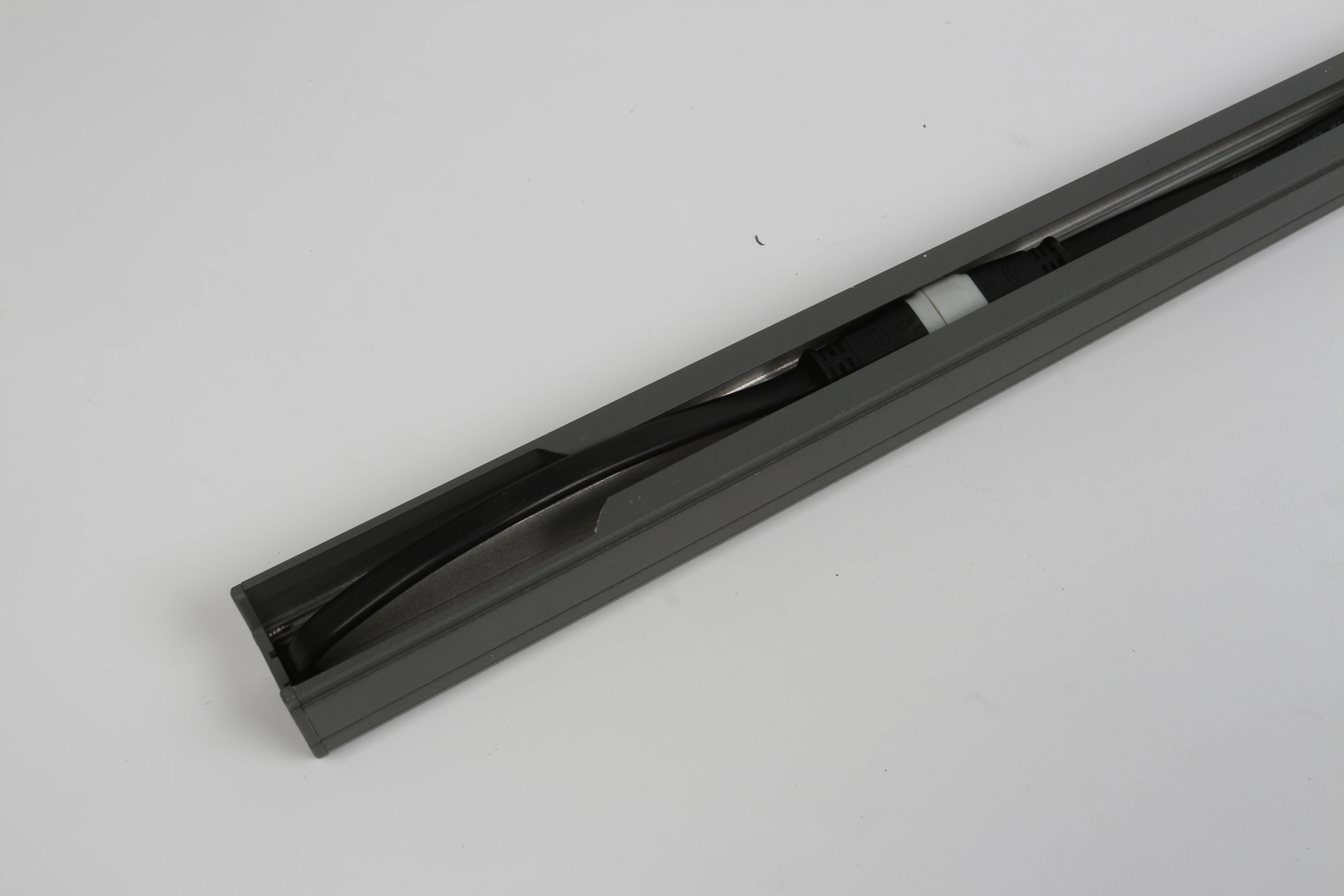 miracle bean customized waterproof IP66 Outdoor led tube aluminum DMX512 RGB 24V 12W LED linear light