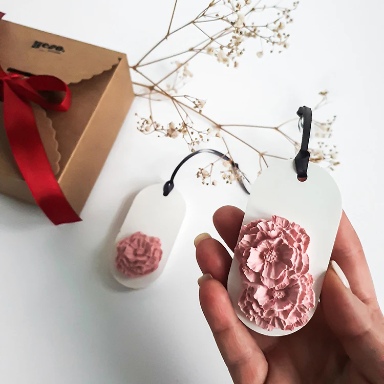 True Scent Wholesale Custom Logo Hanging Scented Diffuser Stone Gypsum With Flower Essential Oil Air Freshener For Car And Home