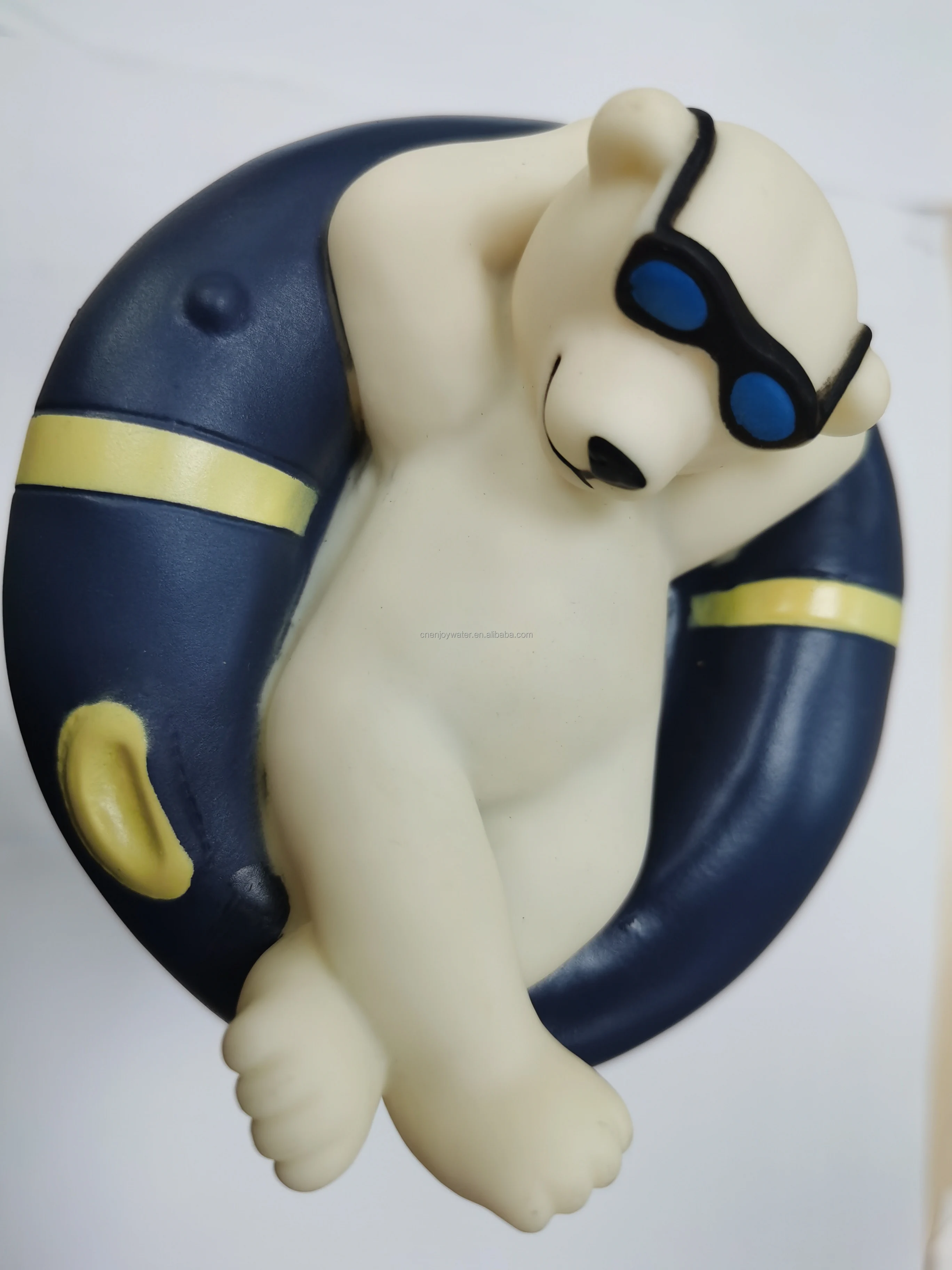 Pool floating thermometer with cartoon polar bear animal shape with string for ice tub cold plunge and swimming pool