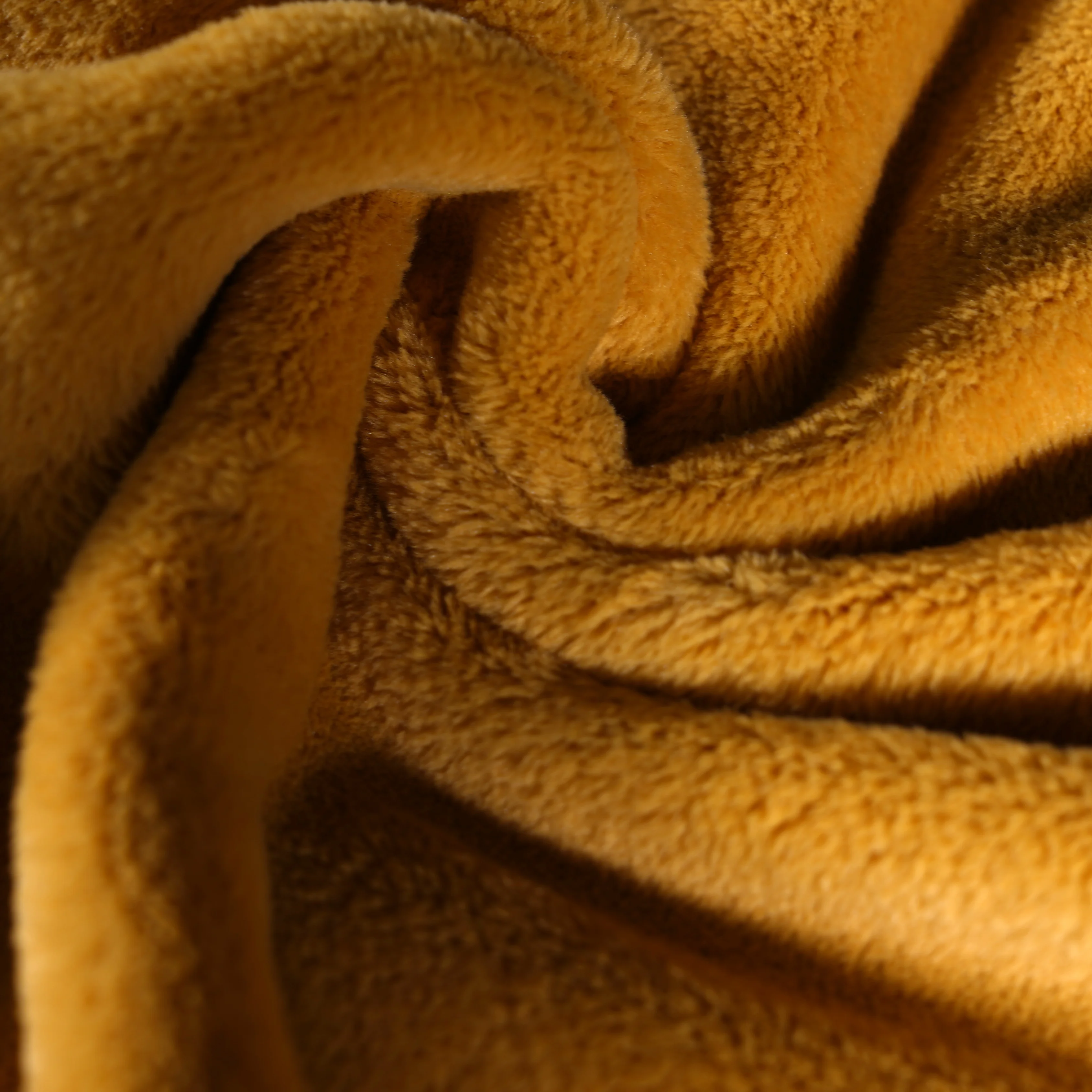 
100% Polyester knitted flannel fabrics yard flannel fleece fabric fleece fabric for blankets 