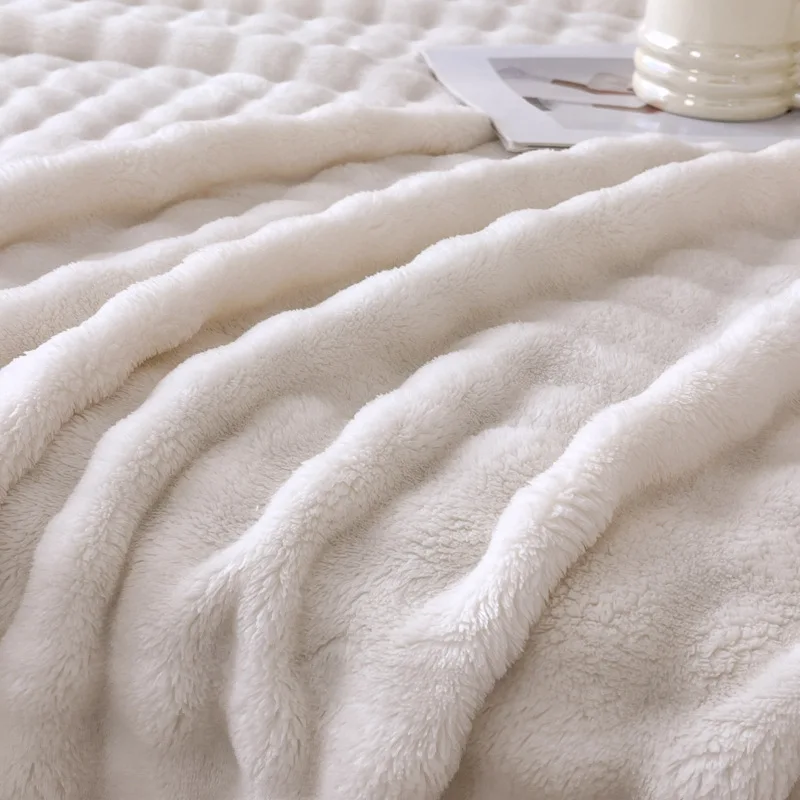 500gsm Tuscany Rabbit Fur Throw Blanket for Couch, Super Soft Fuzzy Flannel Throw for Sofa, Luxury Plush Microfiber Bed Blanket