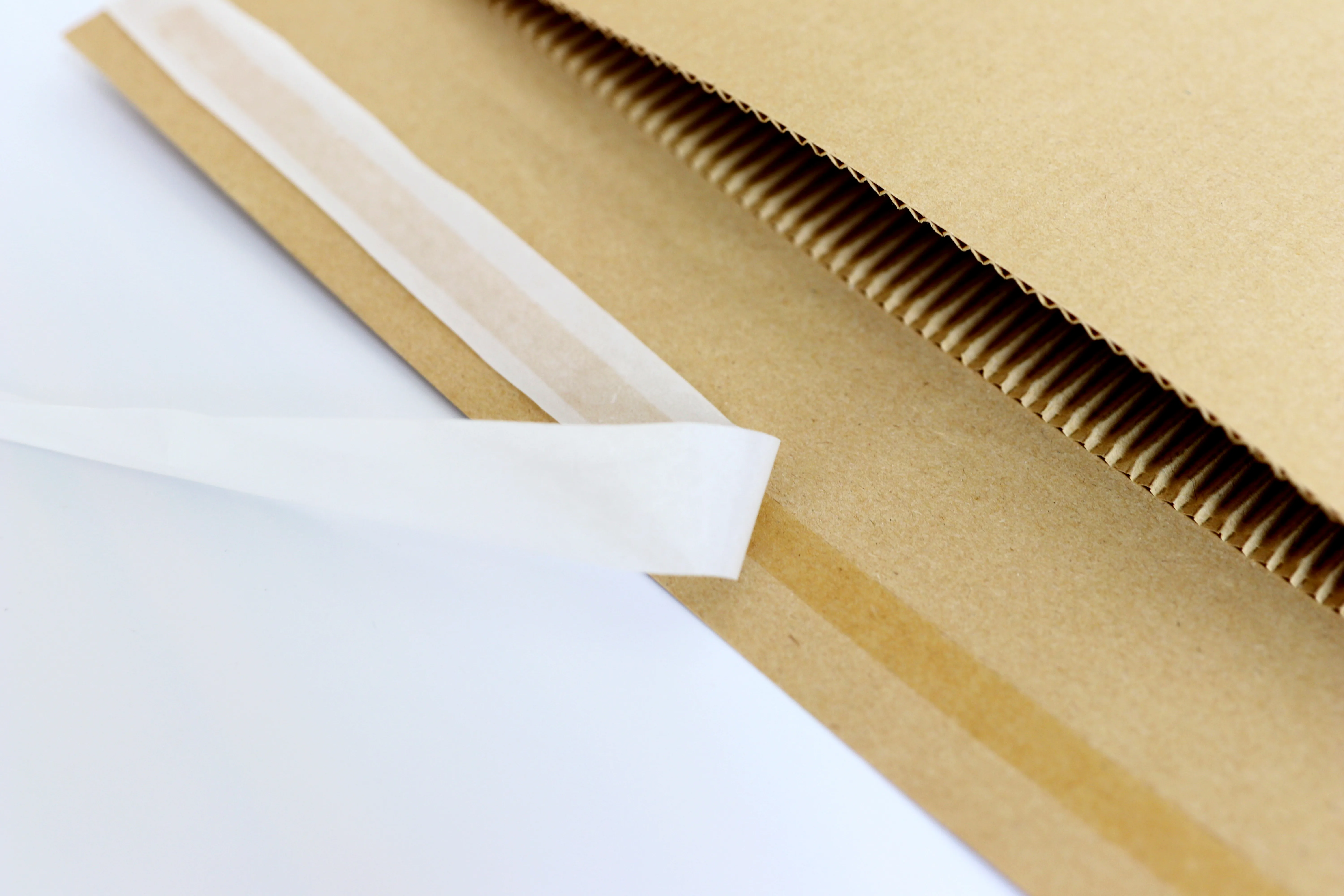 100% recycled printable logo shipping waybill pouch document packaging shipping bag corrugated paper stay flat cardboard mailers