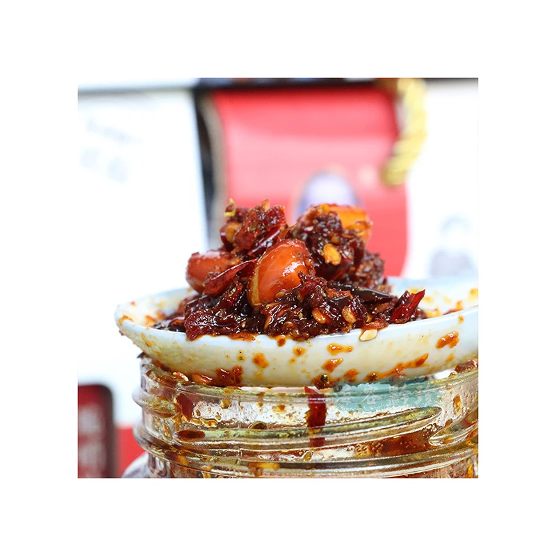 Wholesale Chinese Delicious Fresh Peanut Oil Chili Spicy Concentrated Chili Sauce Snacks