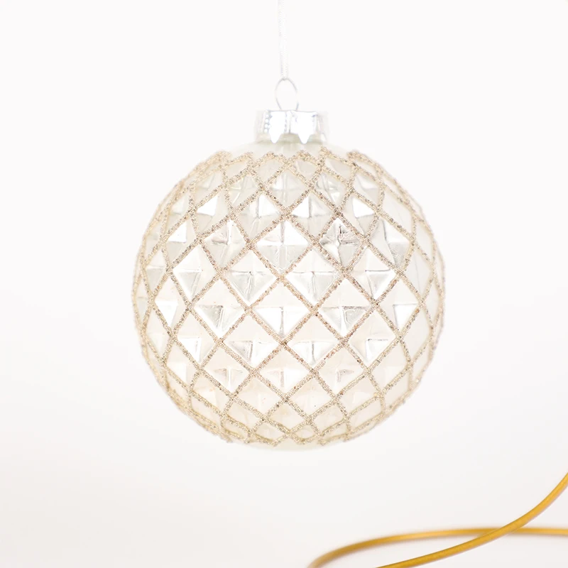 The Popular Christmas Ornaments Glass Hanging Balls For Tree Party Is Decorated With Glass Spheres In Many Shapes