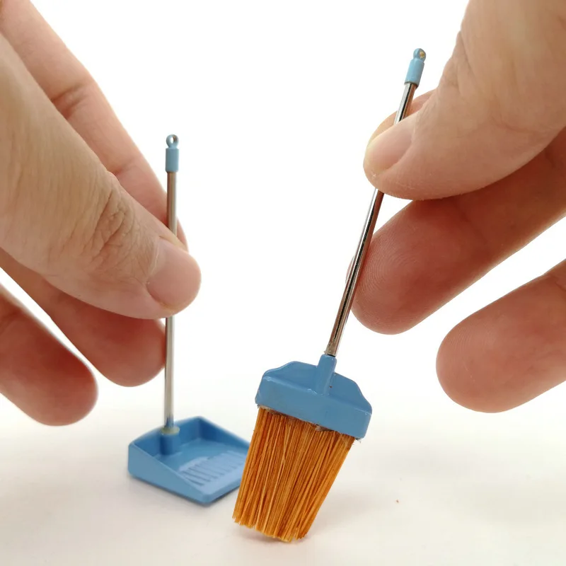 Dollhouse miniature mini elf doll witch broom and garbage shovel for elf doll Christmas decoration