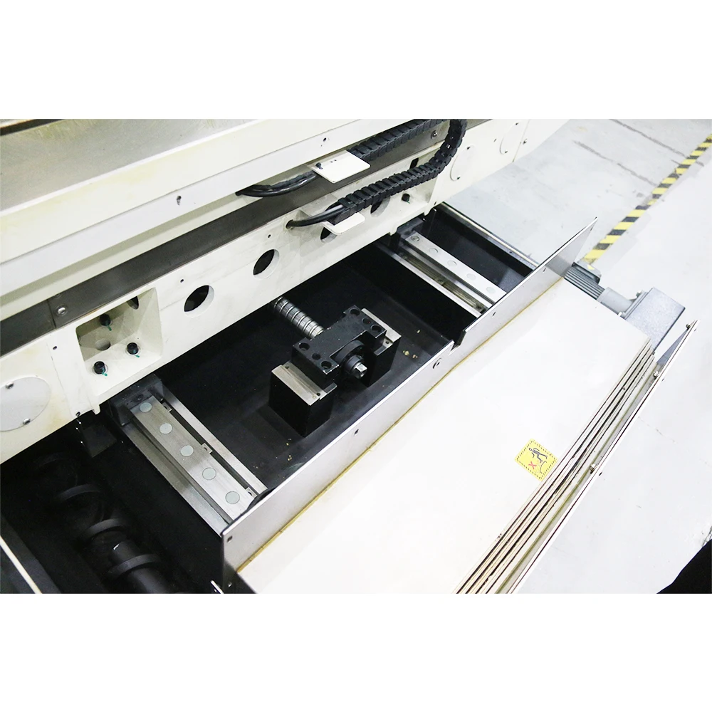 CNC Vertical Machining Center DEED Brand Siemens System Cnc Milling Machine Metal Milling