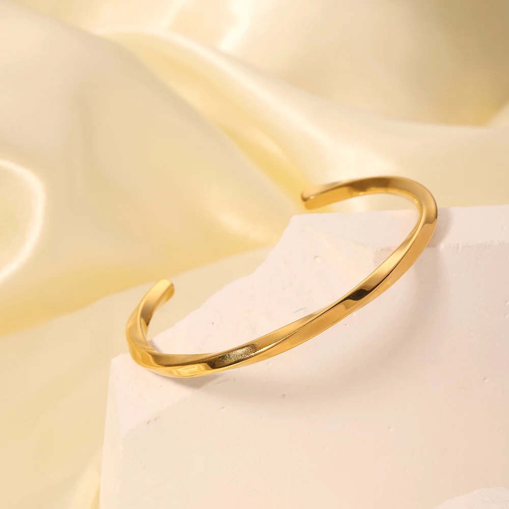 Minimalist Unisex Stainless Steel 18K Gold Plated Twisted Crescent Moon Irregular Wave Open Bangles