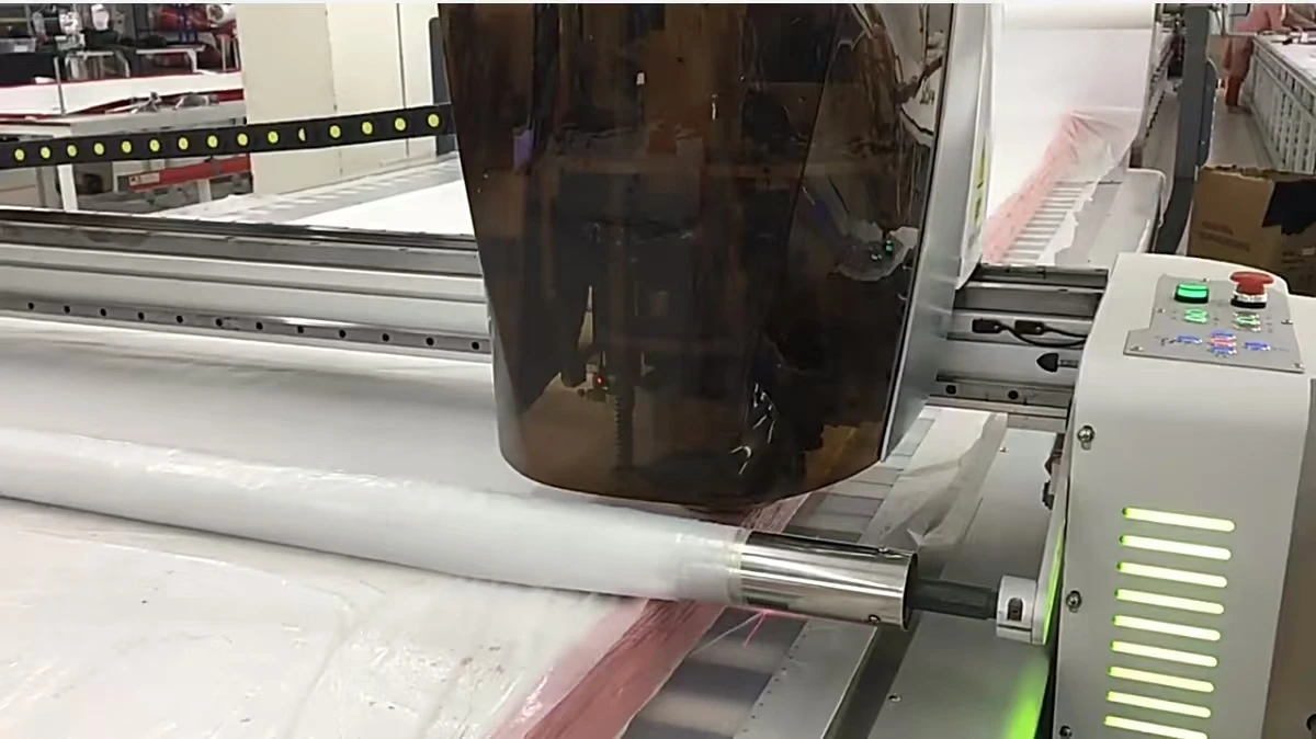 Automatic fabric cutting machine cloth cutter with 2 year guarantee