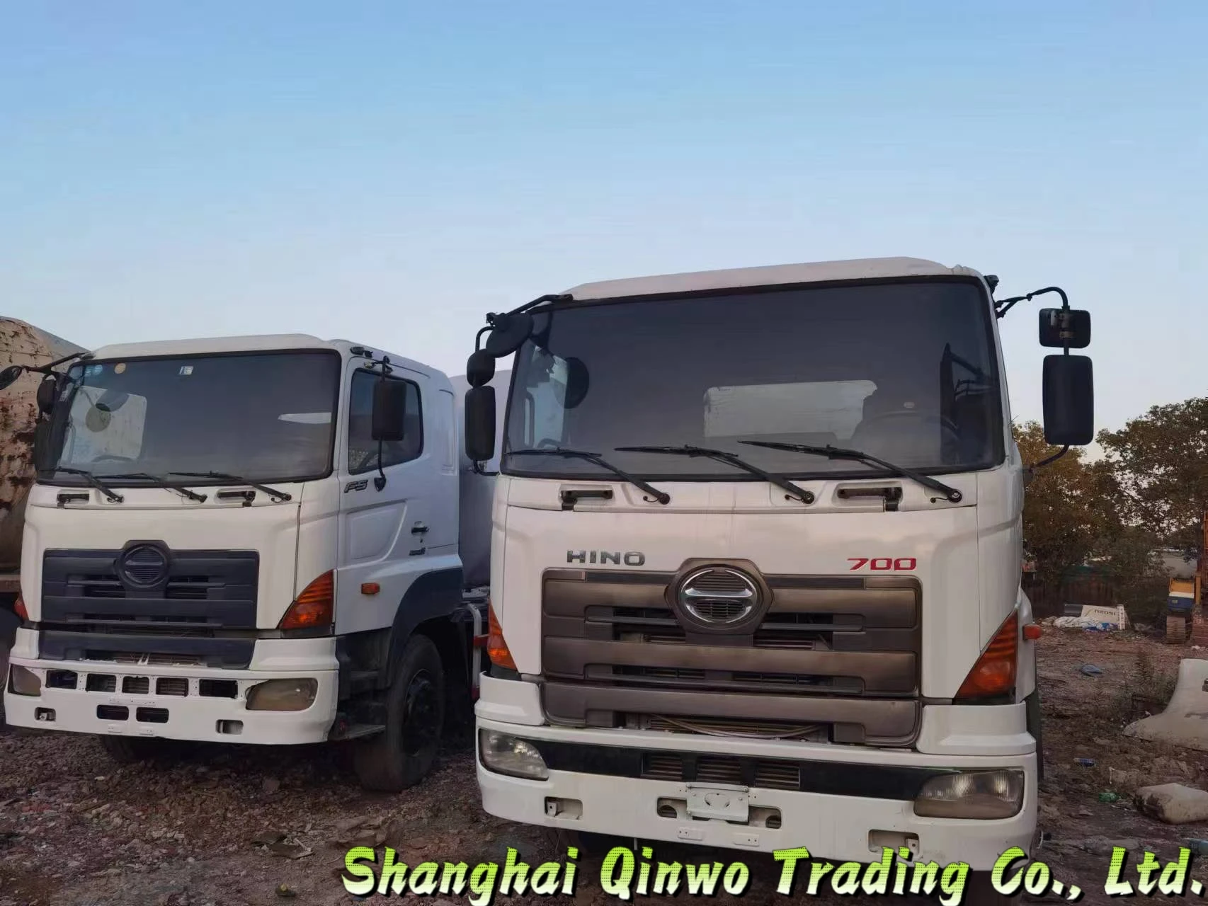 Hino 700 3.5 m3 Mobile Self Loading Concrete Mixer truck/ Japan Made Used Hino 700 Concrete Mixer with Good Engine for Sale