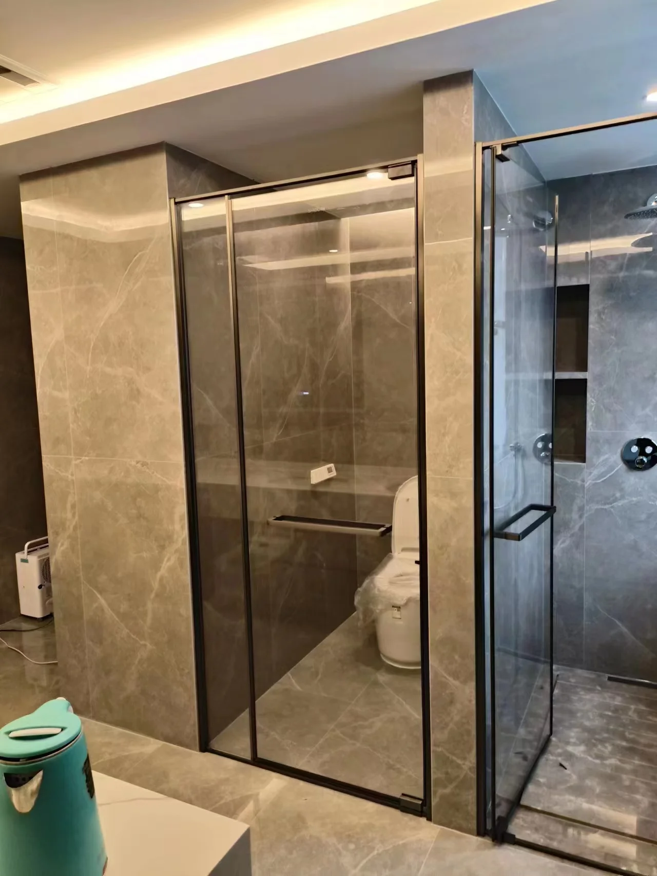 Glasswindow aluminum bathroom door bifold doors aluminium folding outward casement windows house