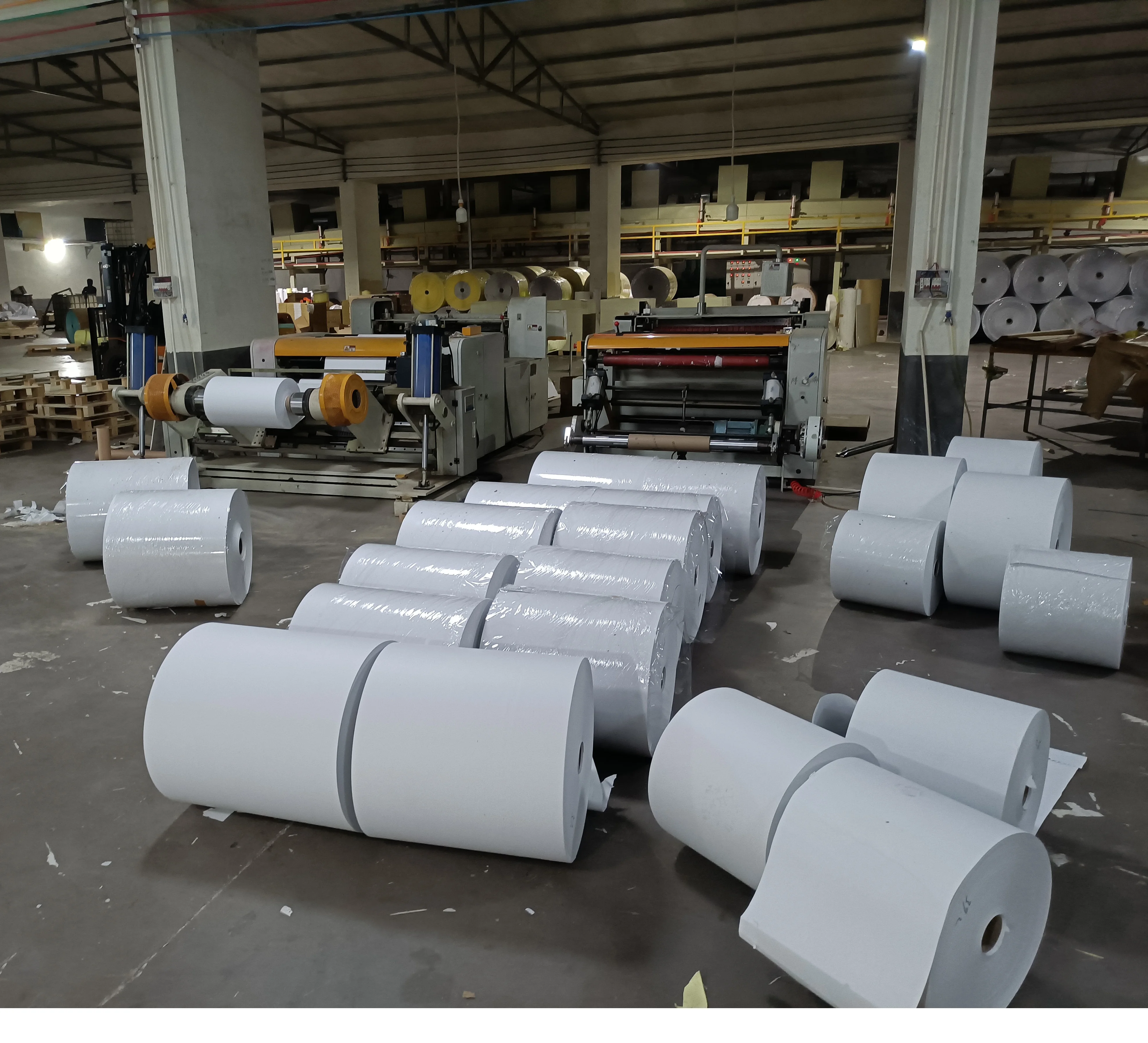 Лидер продаж большая рулонная пленка прямая термальная бумага из БОПП для самоклеящейся этикетки