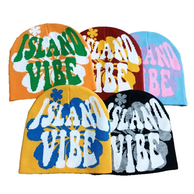 Жаккардовые шапочки для