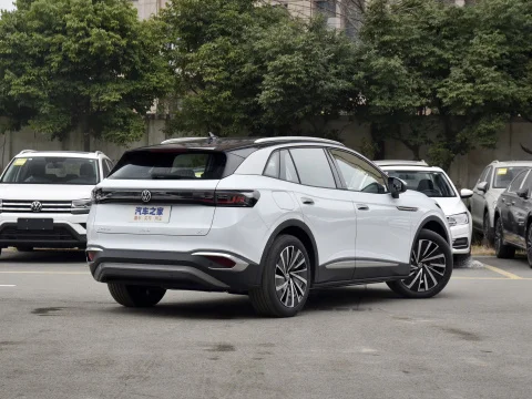 Точечный Volkswagen car id.4 x pure + crozz Электрический автомобильный Новый