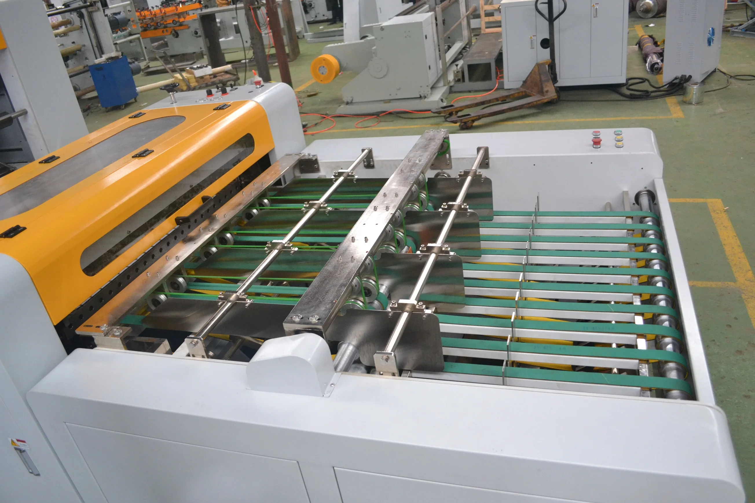 
RYQJ automatic a4 size paper roll sheeter 