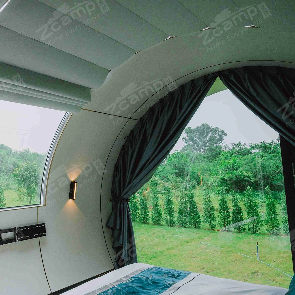 Zcamp Mobile Ready Made Steel Design Modular China Portable Flat Pack Price Prefabricated Homes Luxury Living Capsule House