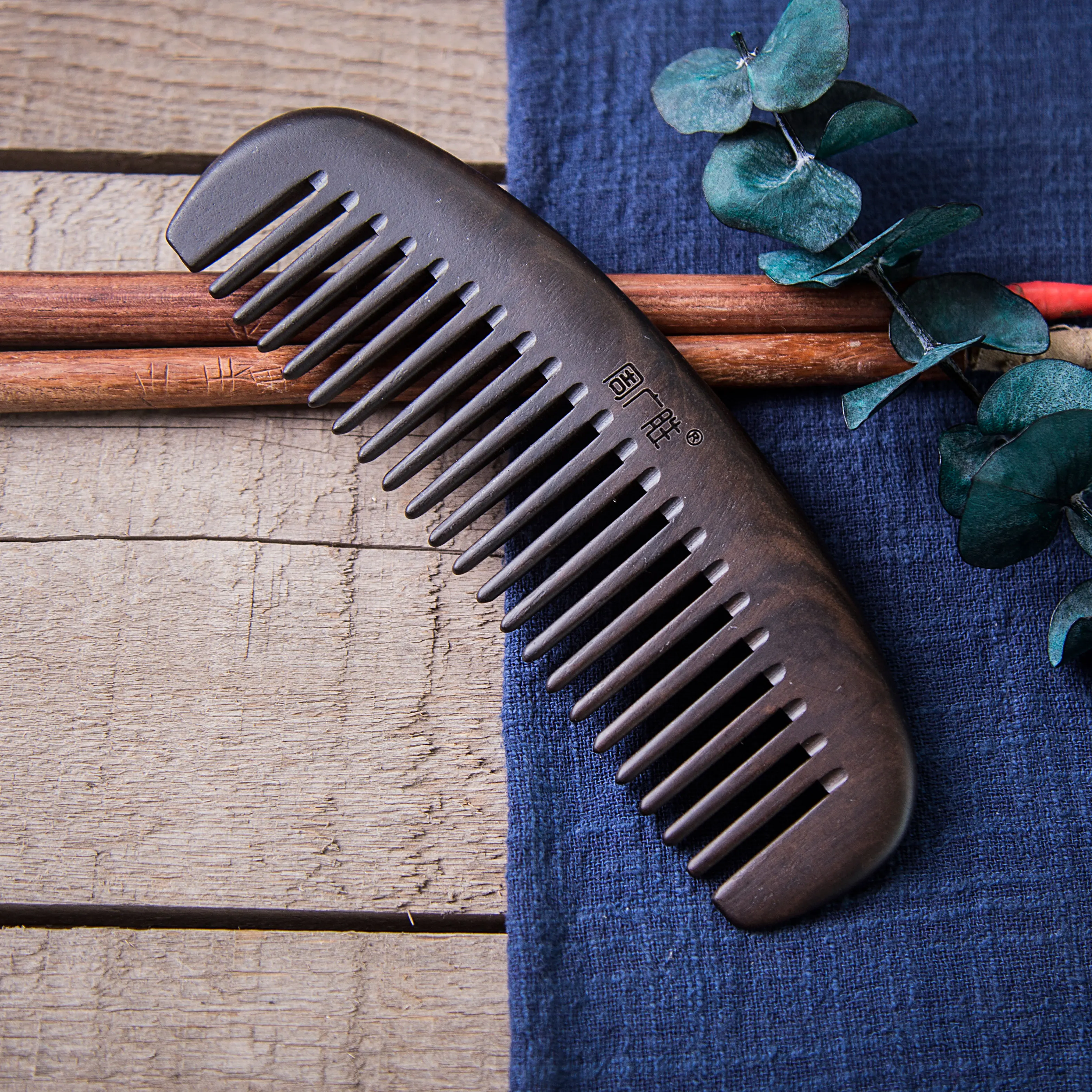 Promotional Gift,Wedding favors,Souvenir  SANDALWOOD  CombCarved comb