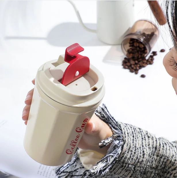 2024 New Arrival Custom Logo Magic Anti Slip Non falling Suction Cup Gift customized Coffee Cup suction Mug