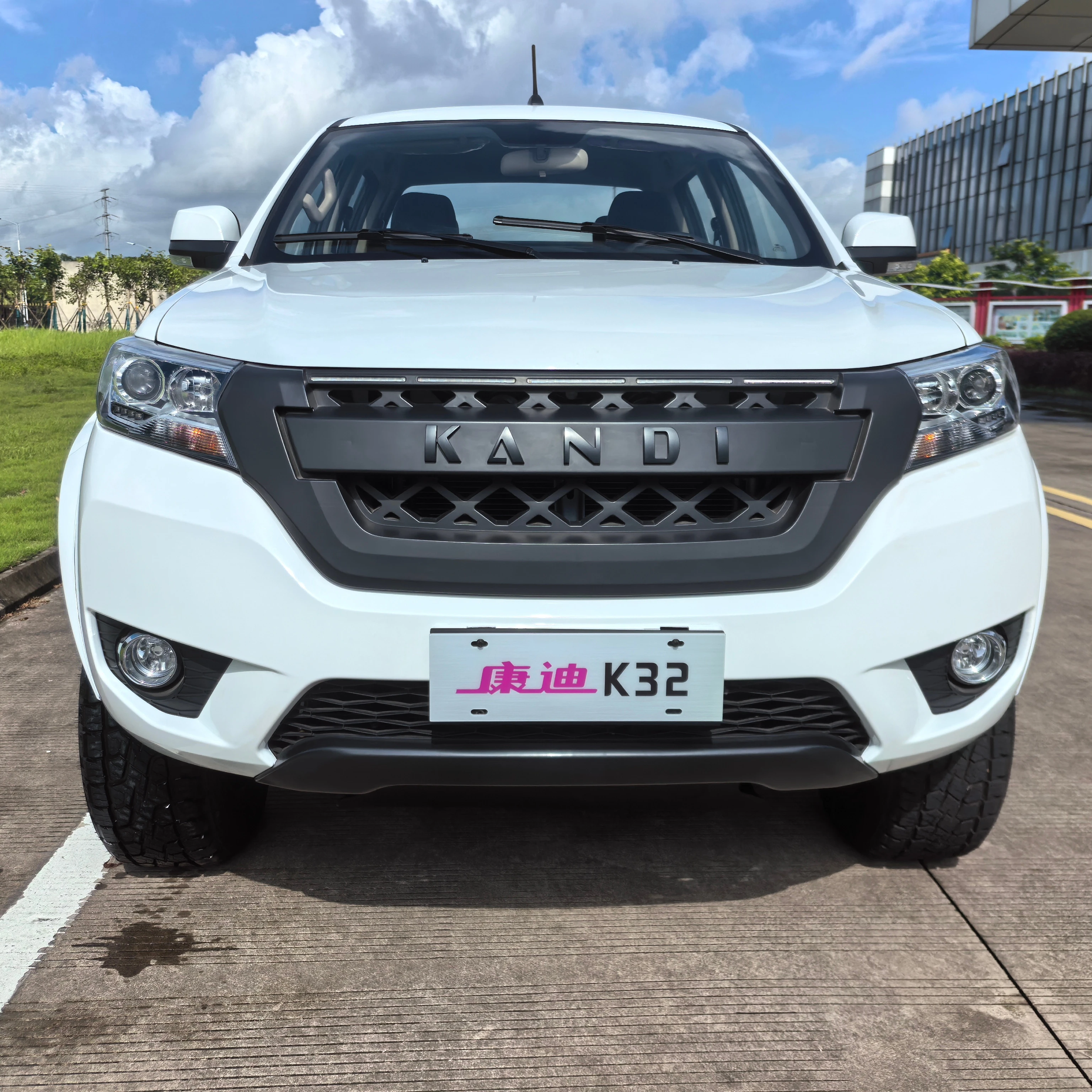 Электрический грузовик с литиевым аккумулятором