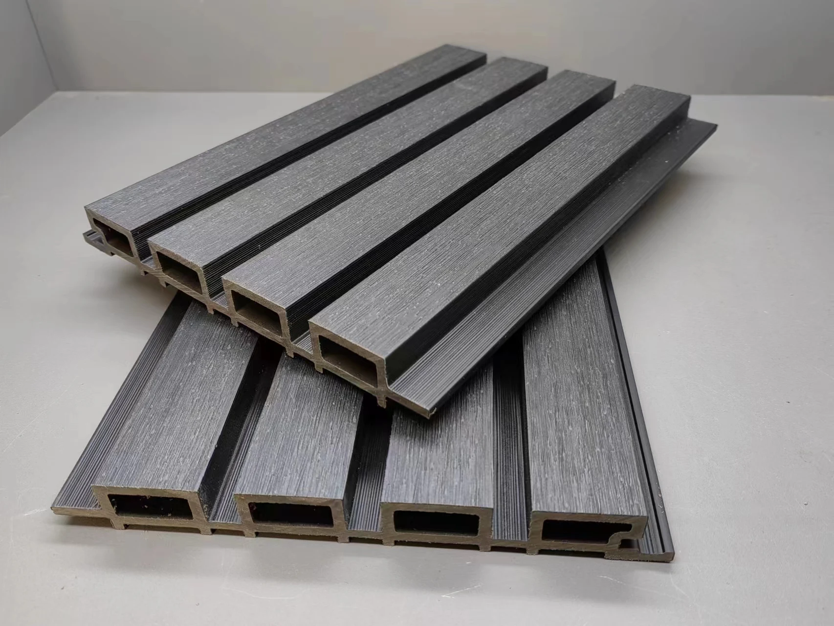 Fireproof Modern Design Alternative Wood WPC Decor Wall Panel Outdoor Exterior Wall Cladding