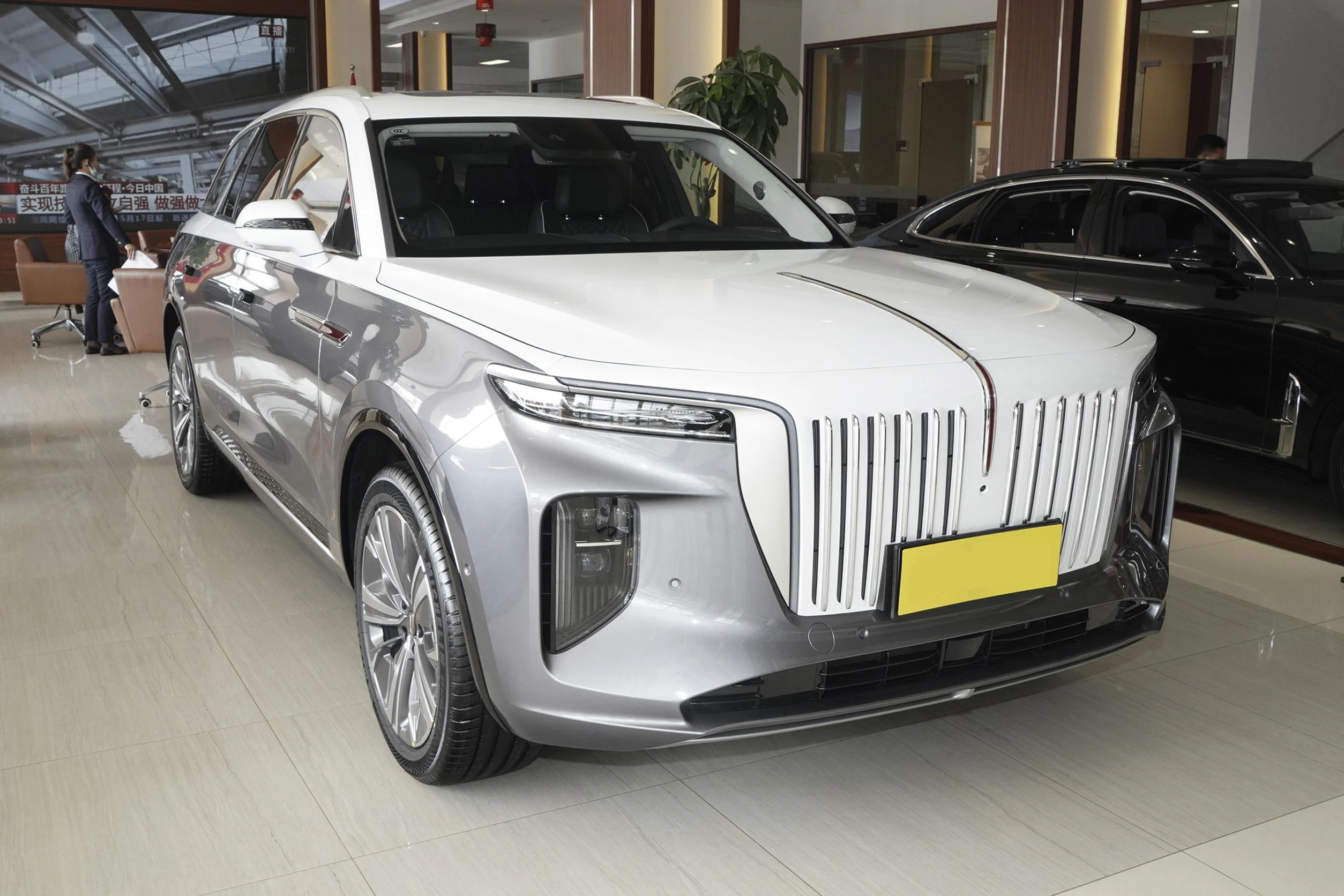 HONGQI EV E-HS9 2022 SUV