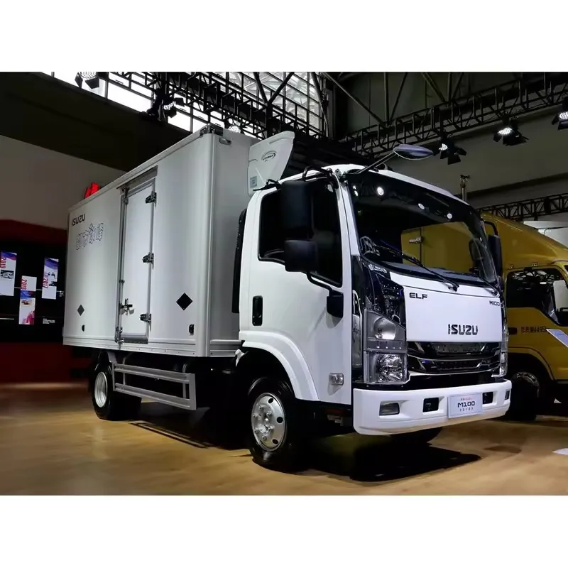 Isuzu M100 120Ps 4.015m Van-type refrigerated light truck isuzu frozen food transportation 3 tons refrigerated van truck