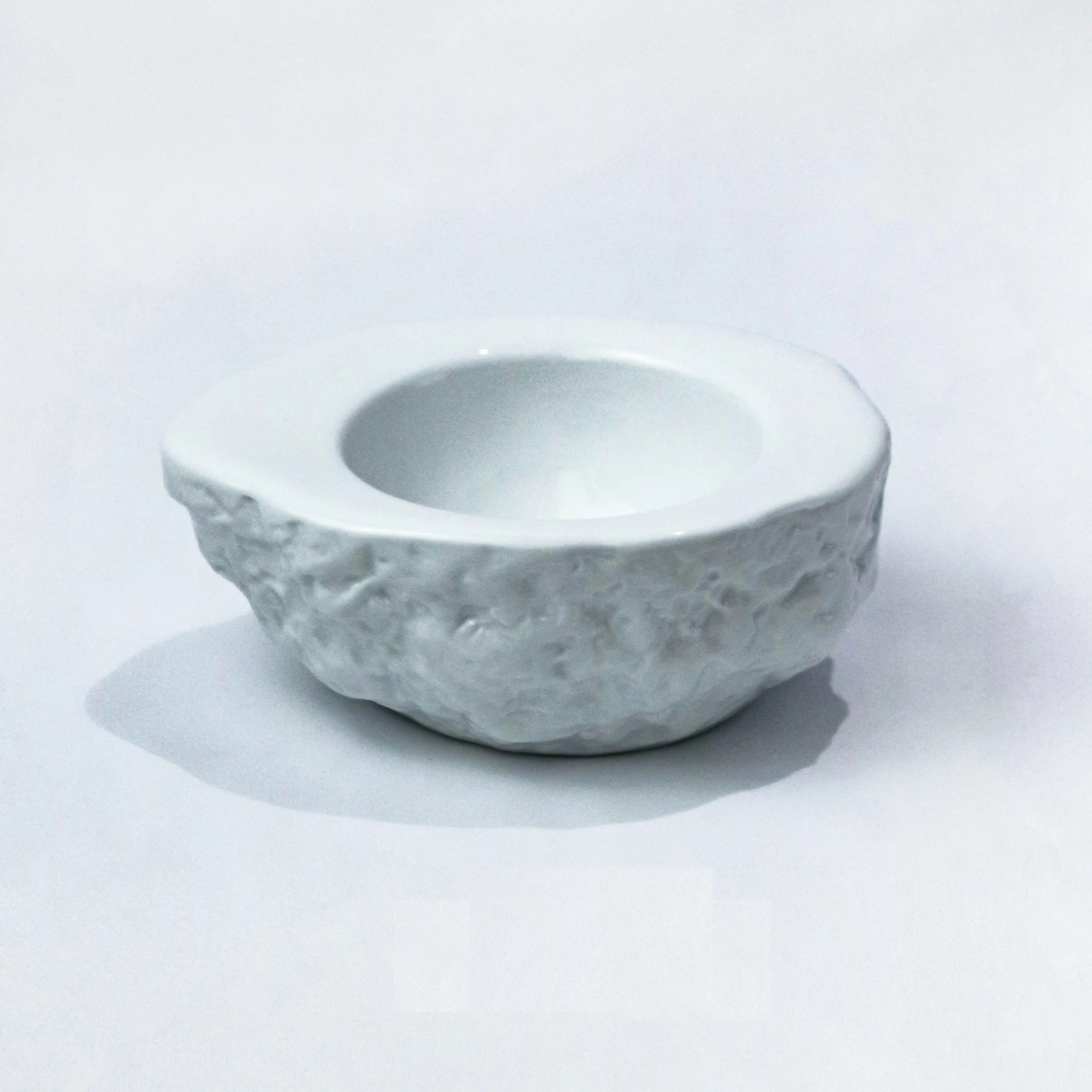 Jinbaichuan Europe Ceramic Soy Sauce Bowl Irregular Porcelain Dessert Snack Dish Bowl For Star Rated Restaurant Home Decoration