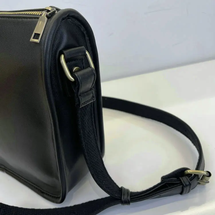 Custom Ecoleather Black Elegant Pu Leather Side Chest Sling Crossbody Luggage Travel Shoulder Messenger Bag for Men Women Ladies