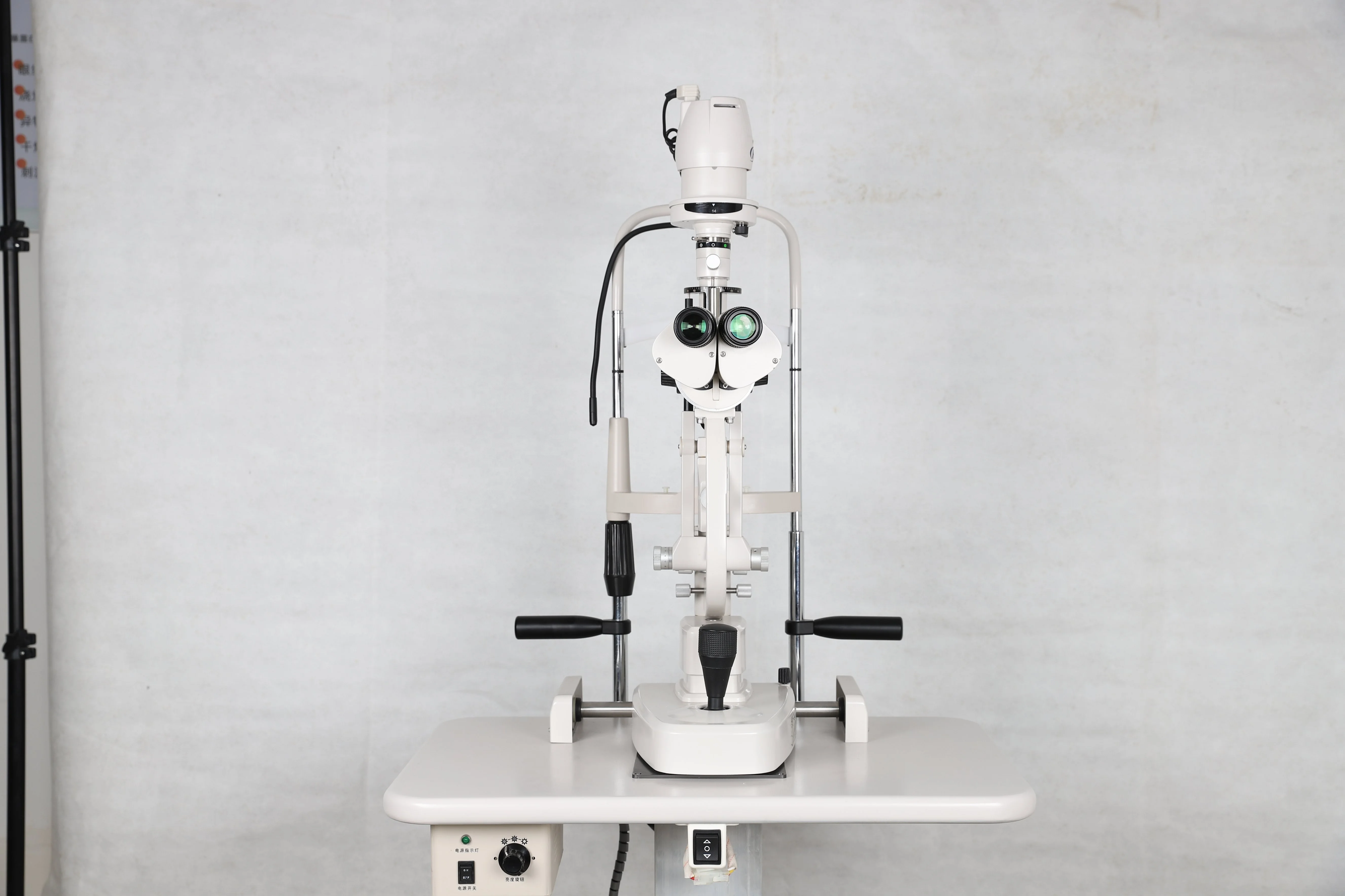 Щелевая лампа для оптометрии Kanghua 2Er, Китай