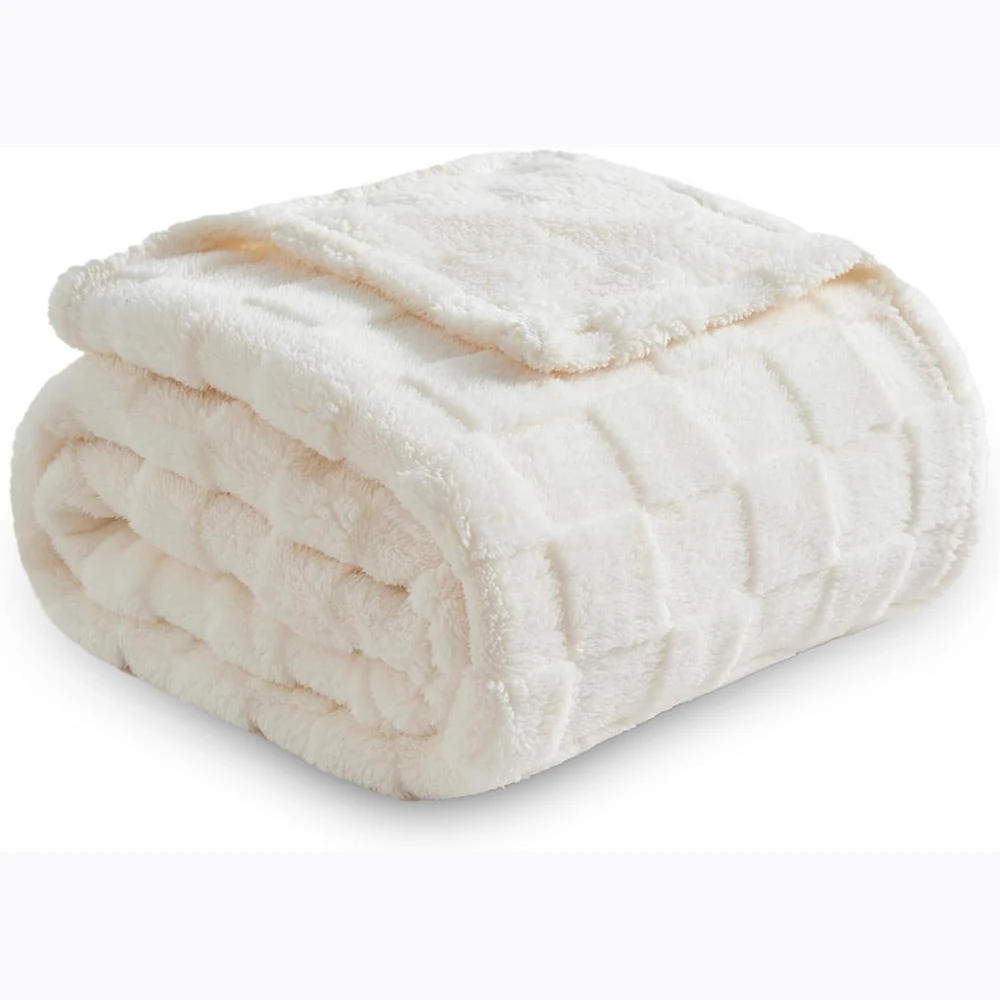 Super Soft Throw Blanket Ivory Premium Silky Flannel Fleece 3D Checkered Lightweight Bed Blanket