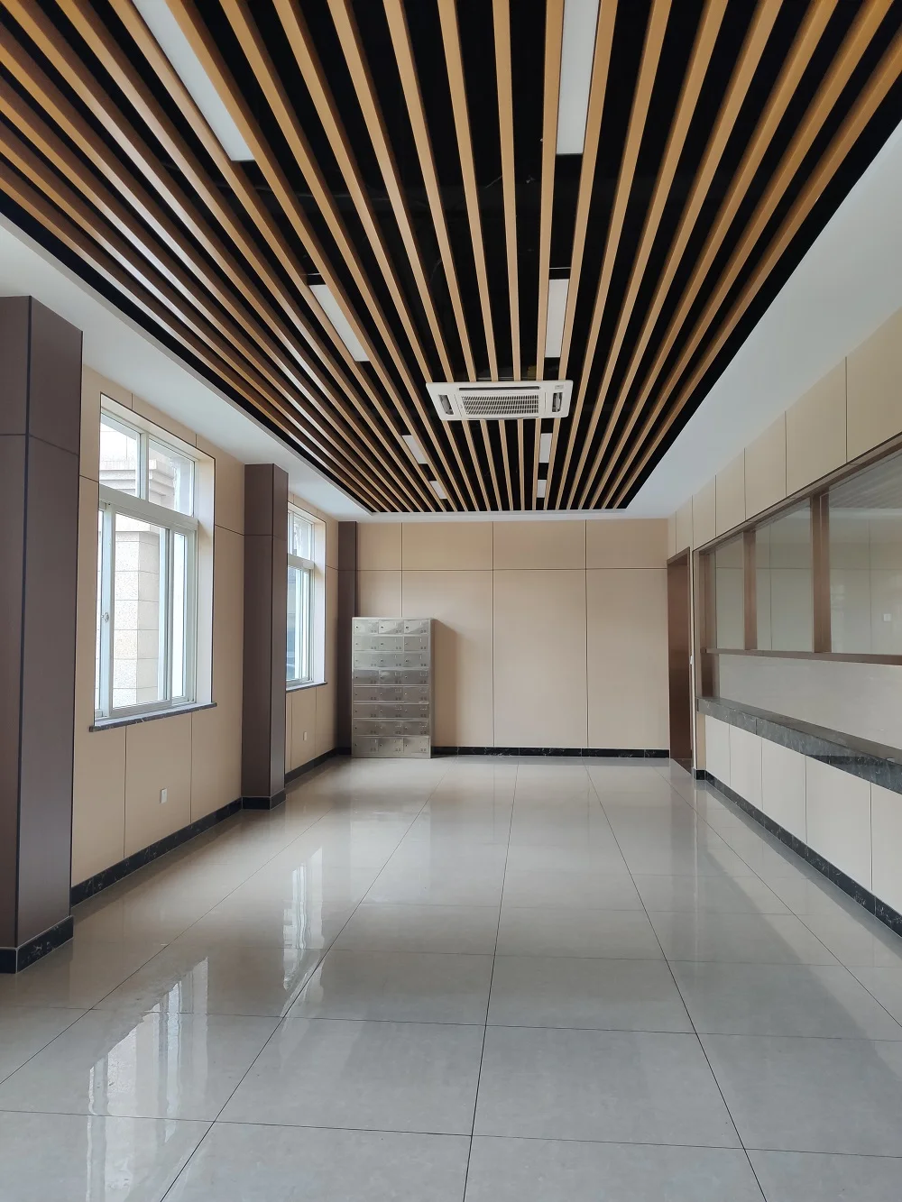 Good Heat and Sound Insulation Fibreboard Cellulose Color Fiber Board Concrete Cement Boards