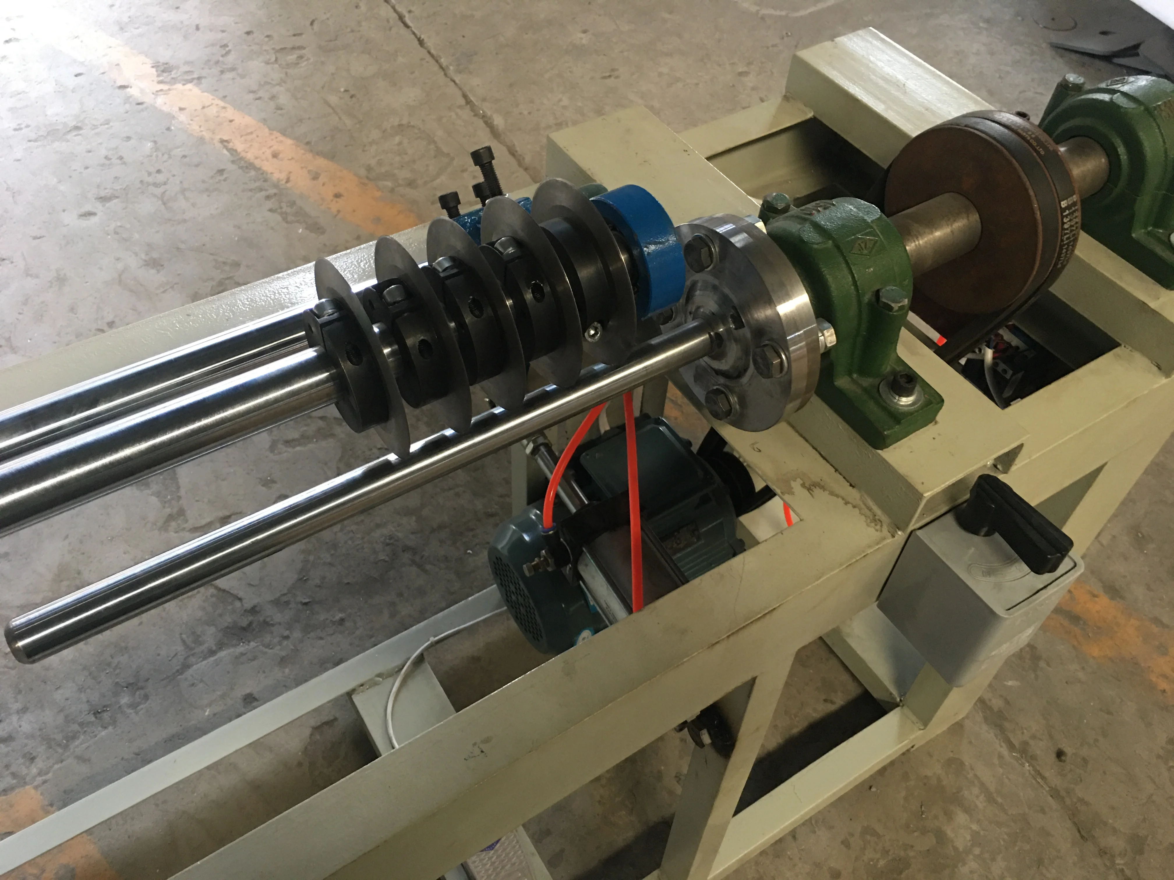 
Automatic Paper Core Cutting Machine/tube Core Cutter/paper Core Making Machine 