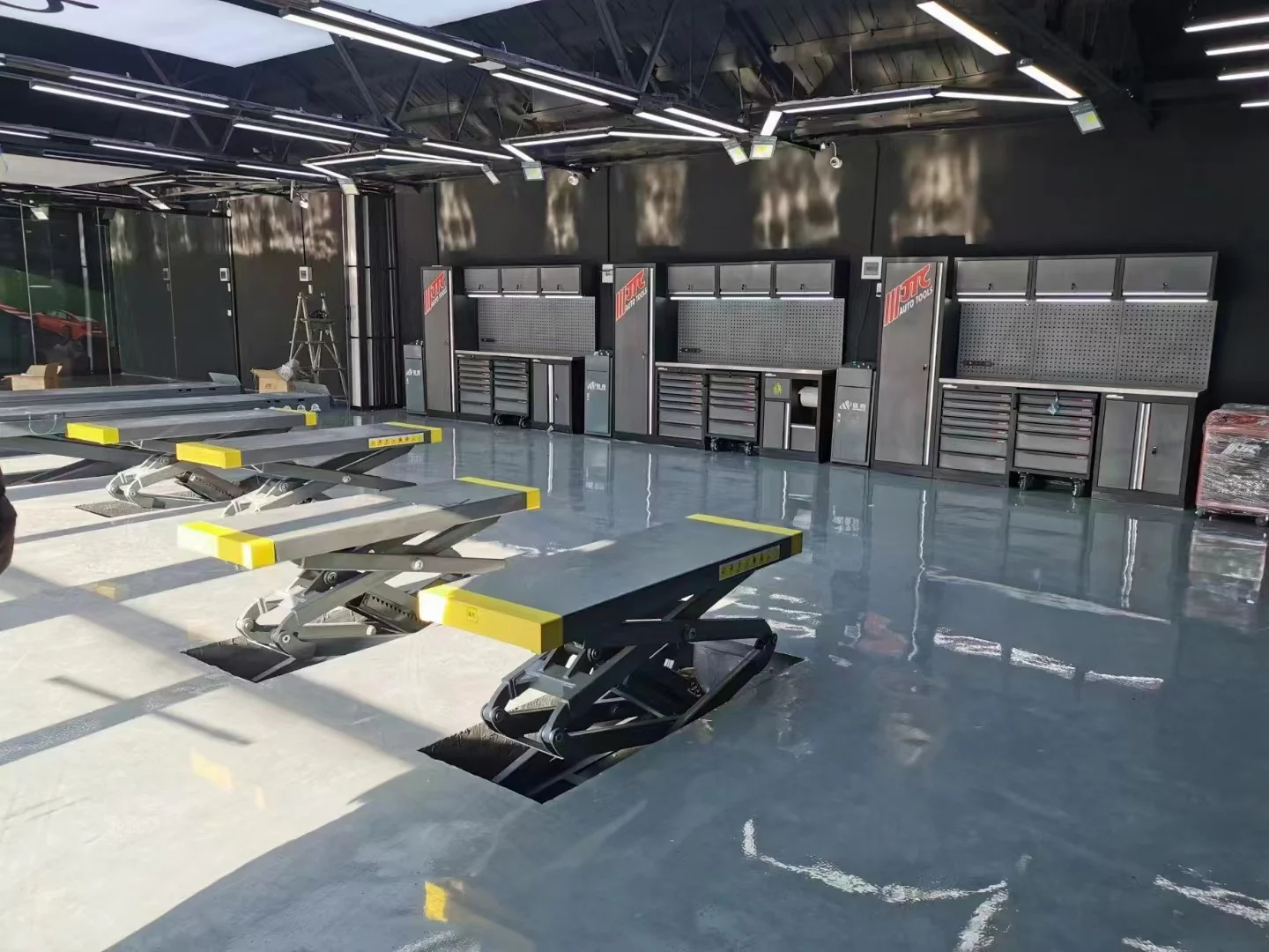 2024 New Garage 4000KG 1800mm Scissor Car Lift Workshop In-Ground Scissor Lift Platform Hydraulic Factory Wholesale Price