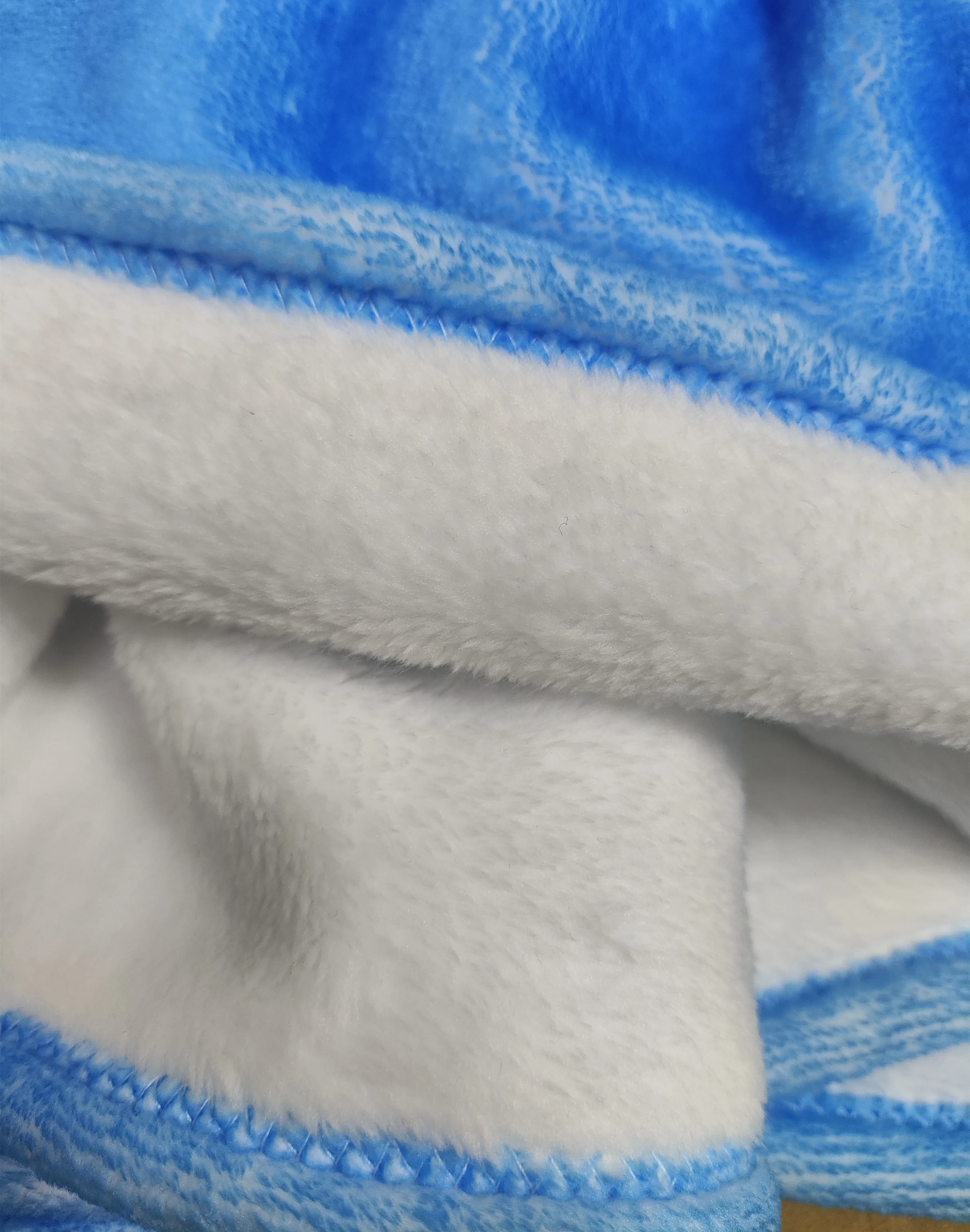 Wholesale Promotion Club Soft Flannel Custom Throw Fleece Blanket with Printed Designs on Both Sides