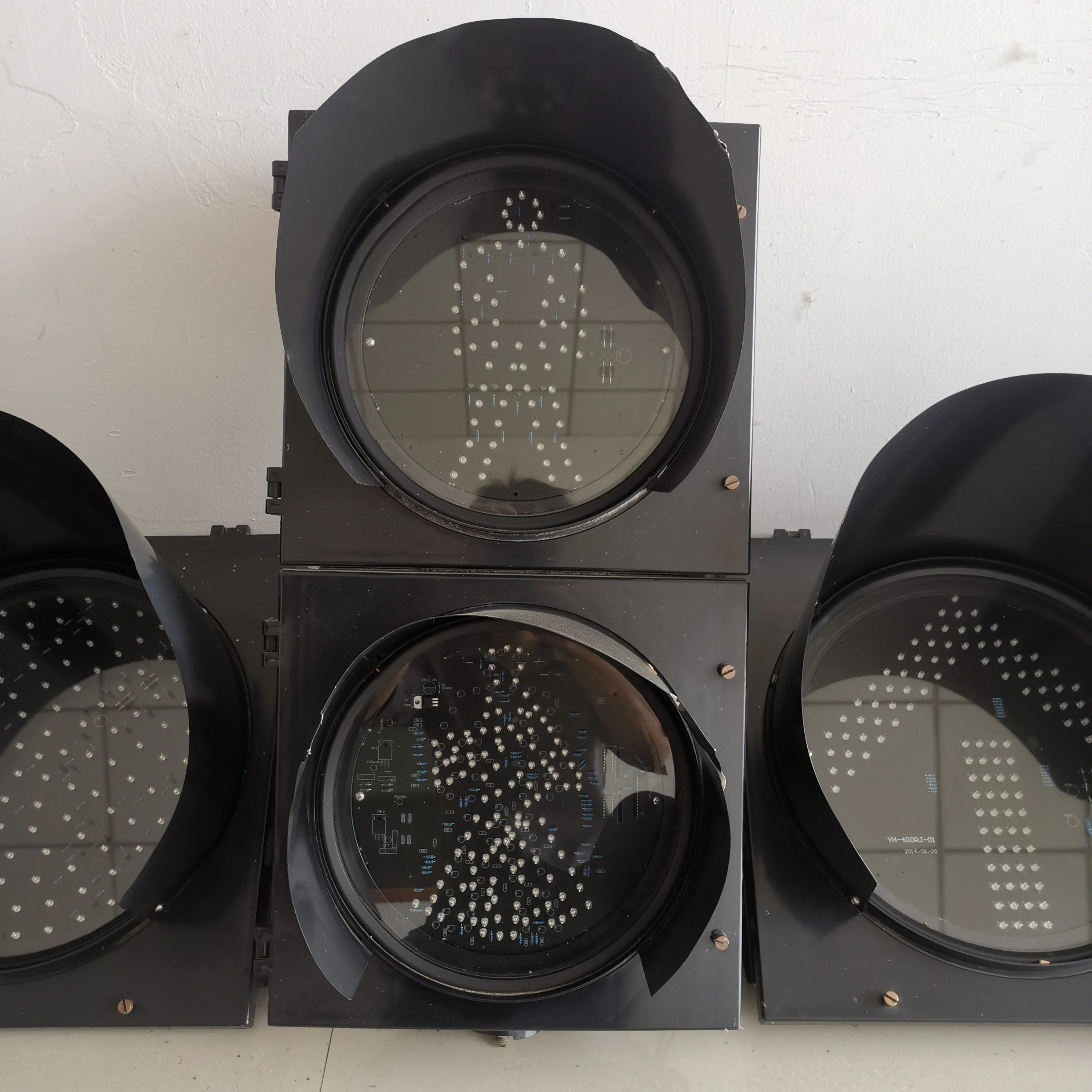 Factory High Quality Aluminum LED Solar Traffic Signal Light Warning Lamp