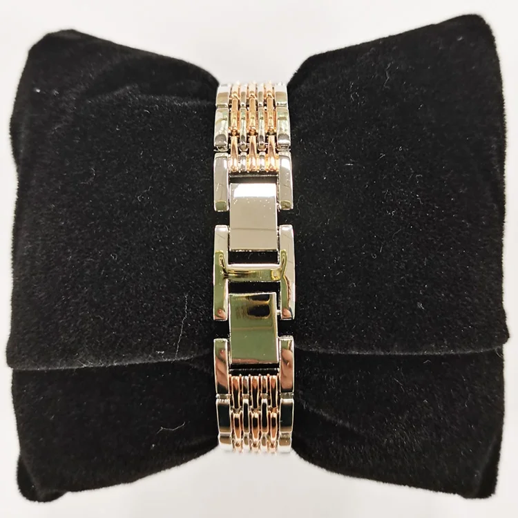 Luxurious Bangle Gift Small Wrist 26mm Shiny Face Metal Binding Strap With Jewelry Buckle Quartz Watch Women