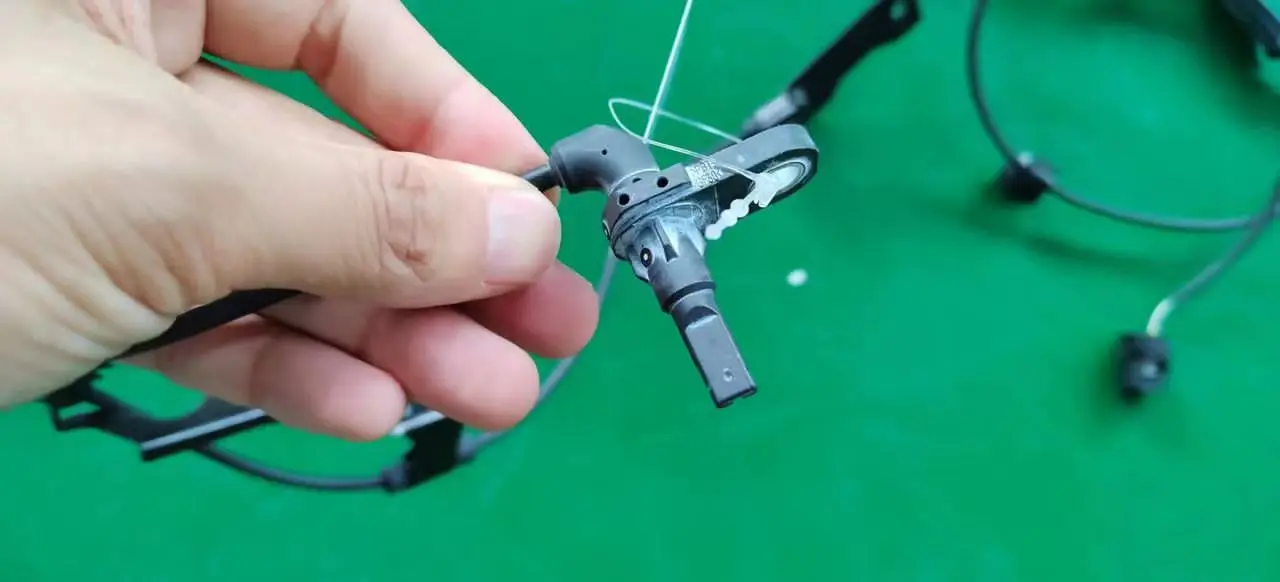 89542-47040 ABS Wheel Speed Sensor Front Right for Toyota Prius 8954247040