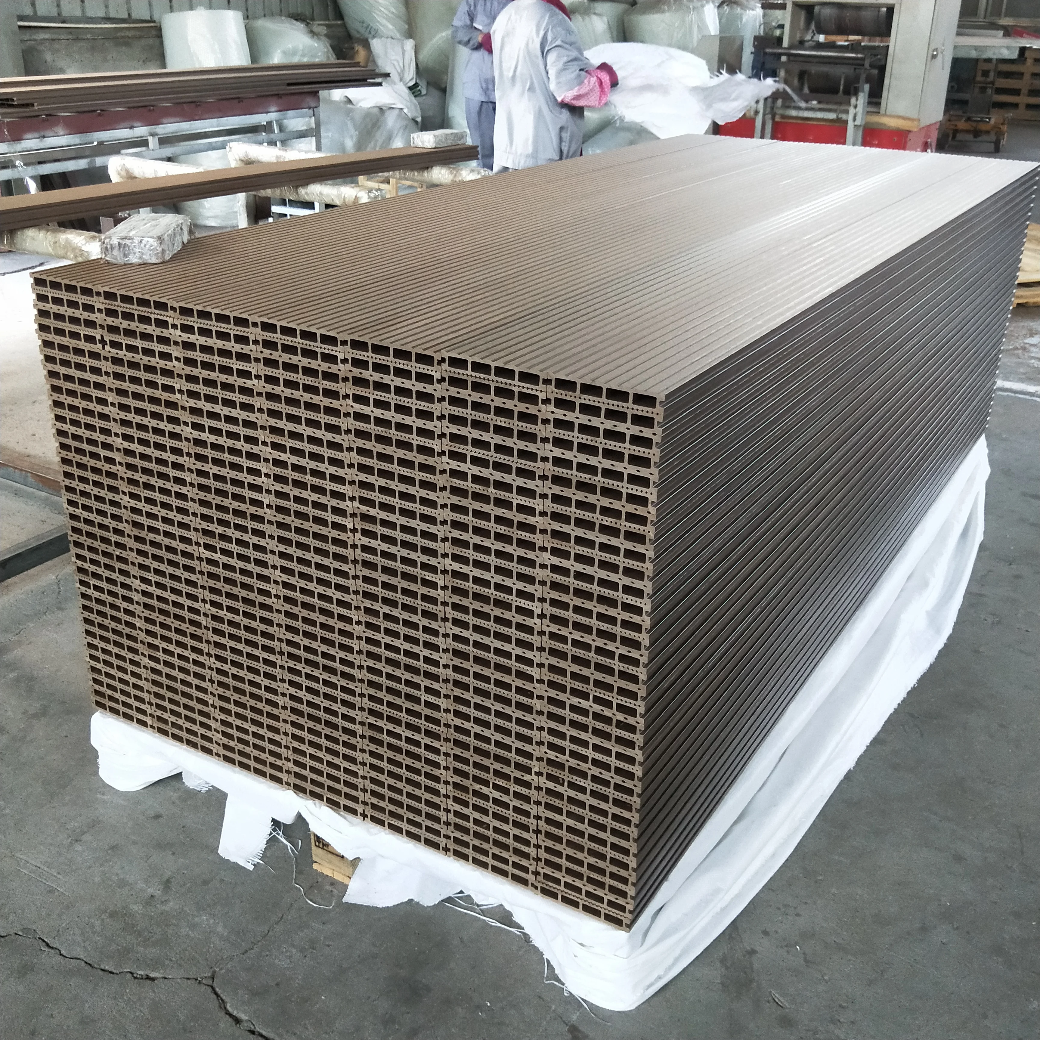 Engineered Flooring Engineering Floor Decking Wood Plastic Composite