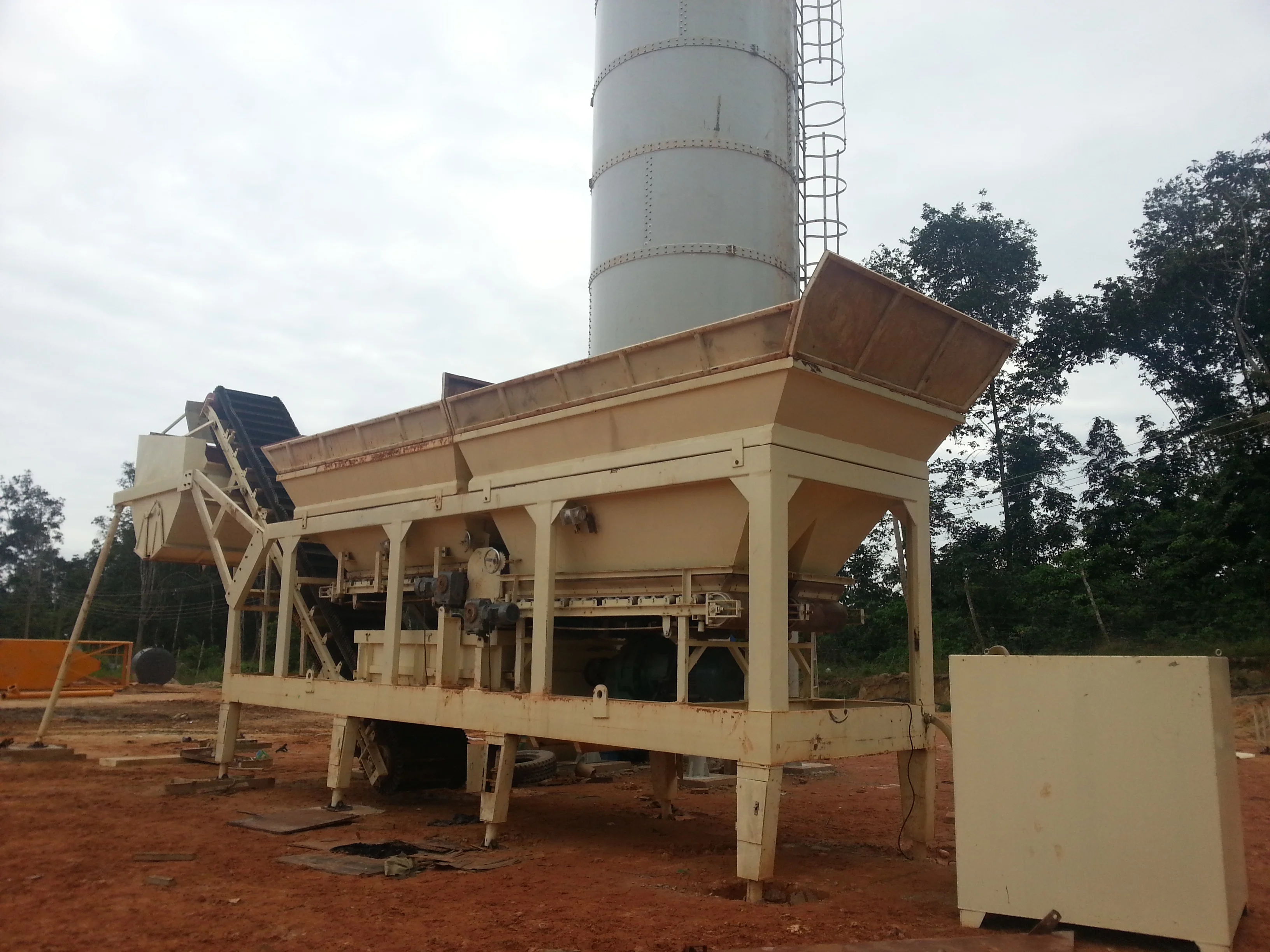 WBSY300 Mobile Stabilization Soil Mixing Machine Mobile portable concrete batch plants