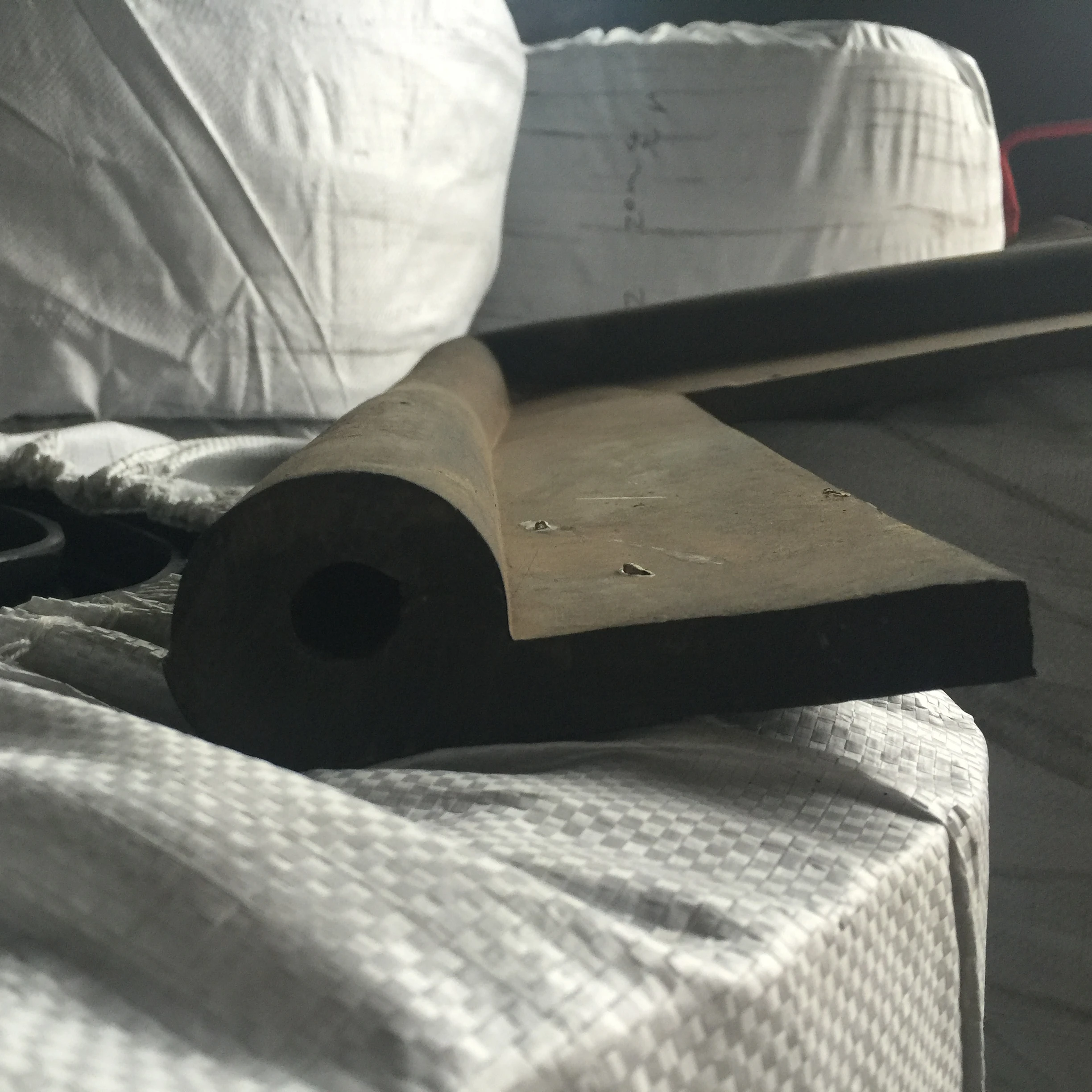 P rubber gate seals for dam gates supplier made in China