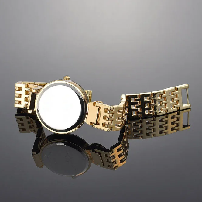 Spot Wholesale Luxury Alloy Quartz Crown Ladies Watch