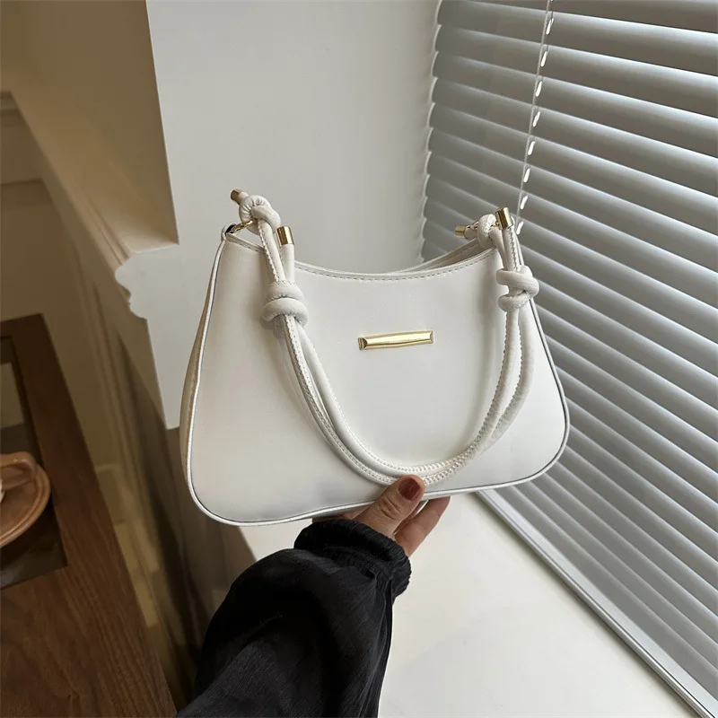 2024 6 Colors Lock Casual Messenger Bag Letter Fashion  One-Shoulder Underarm Bag Chains Candy Color Button New