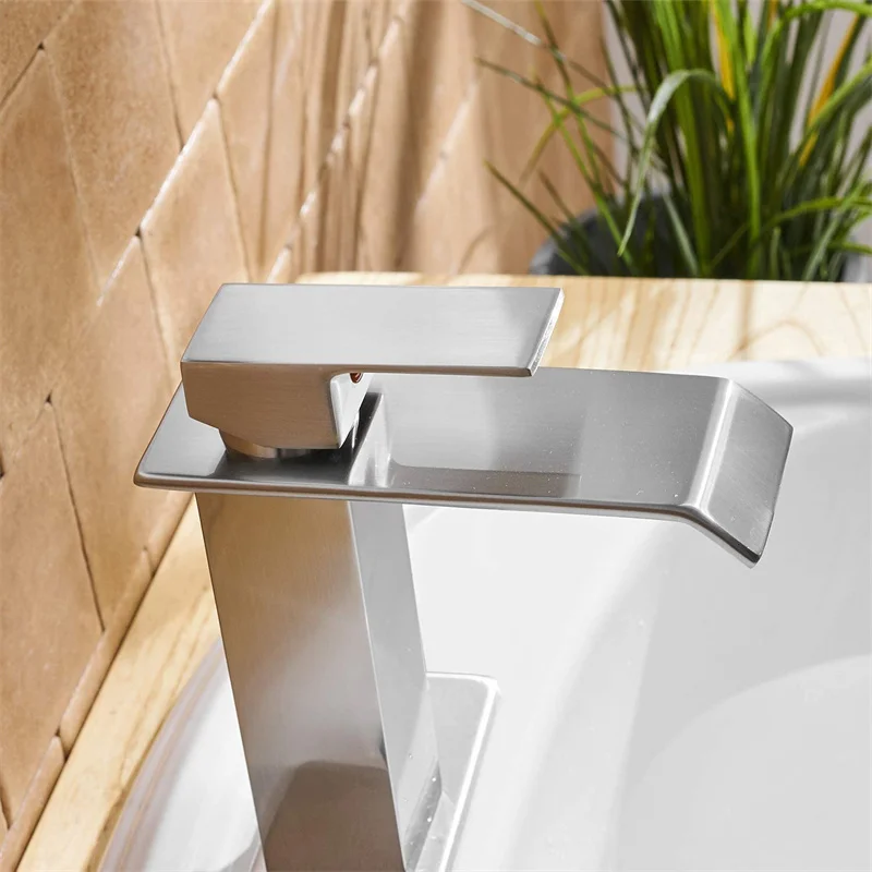 Modern Commercial Short Brushed Nickel One Handle Basin Mixer Tap Single Hole Deck Mount Waterfall Spout Bathroom Sink Faucet